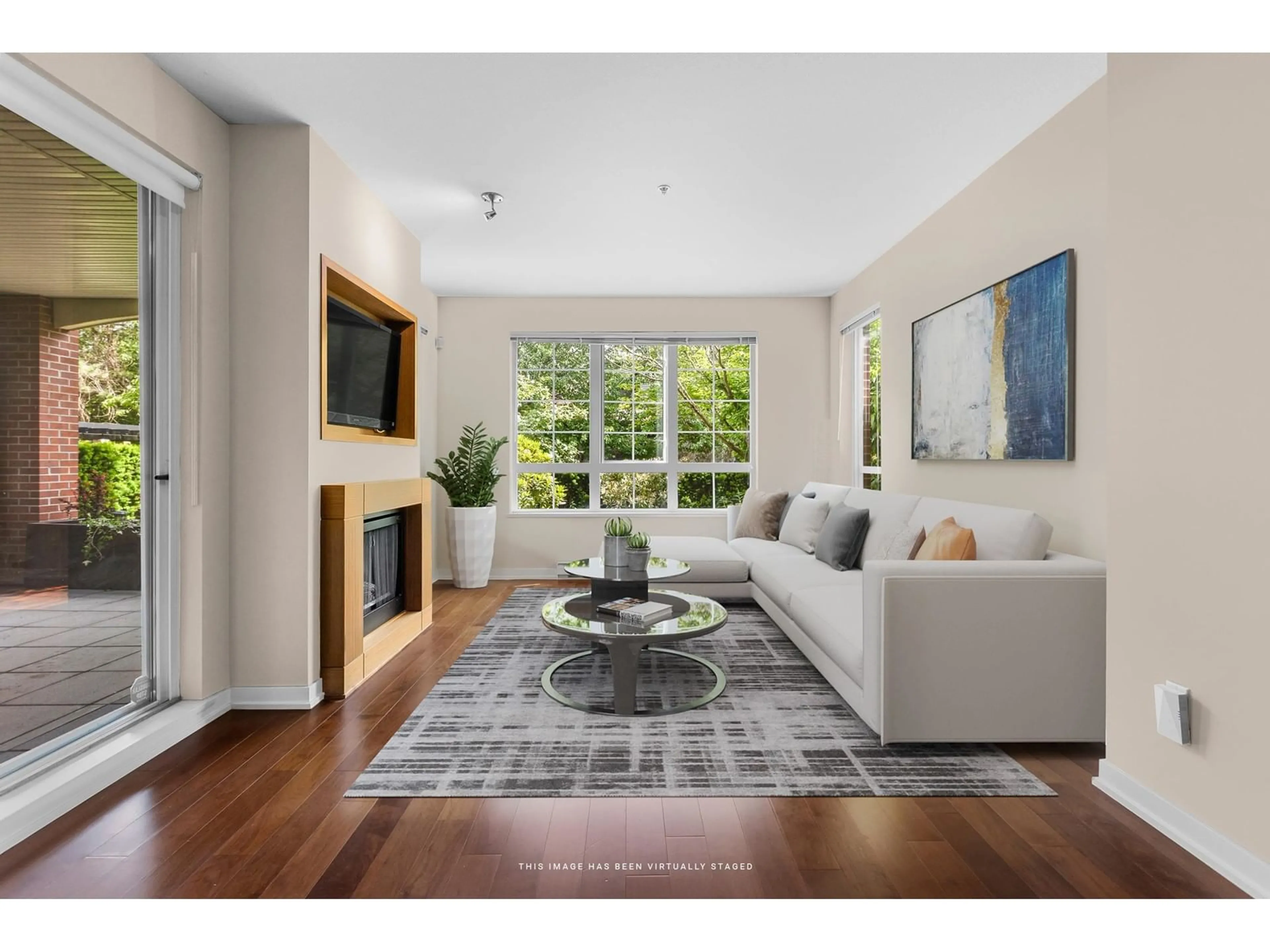 Living room with furniture, unknown for 170 - 2940 KING GEORGE, Surrey British Columbia V4P0E5