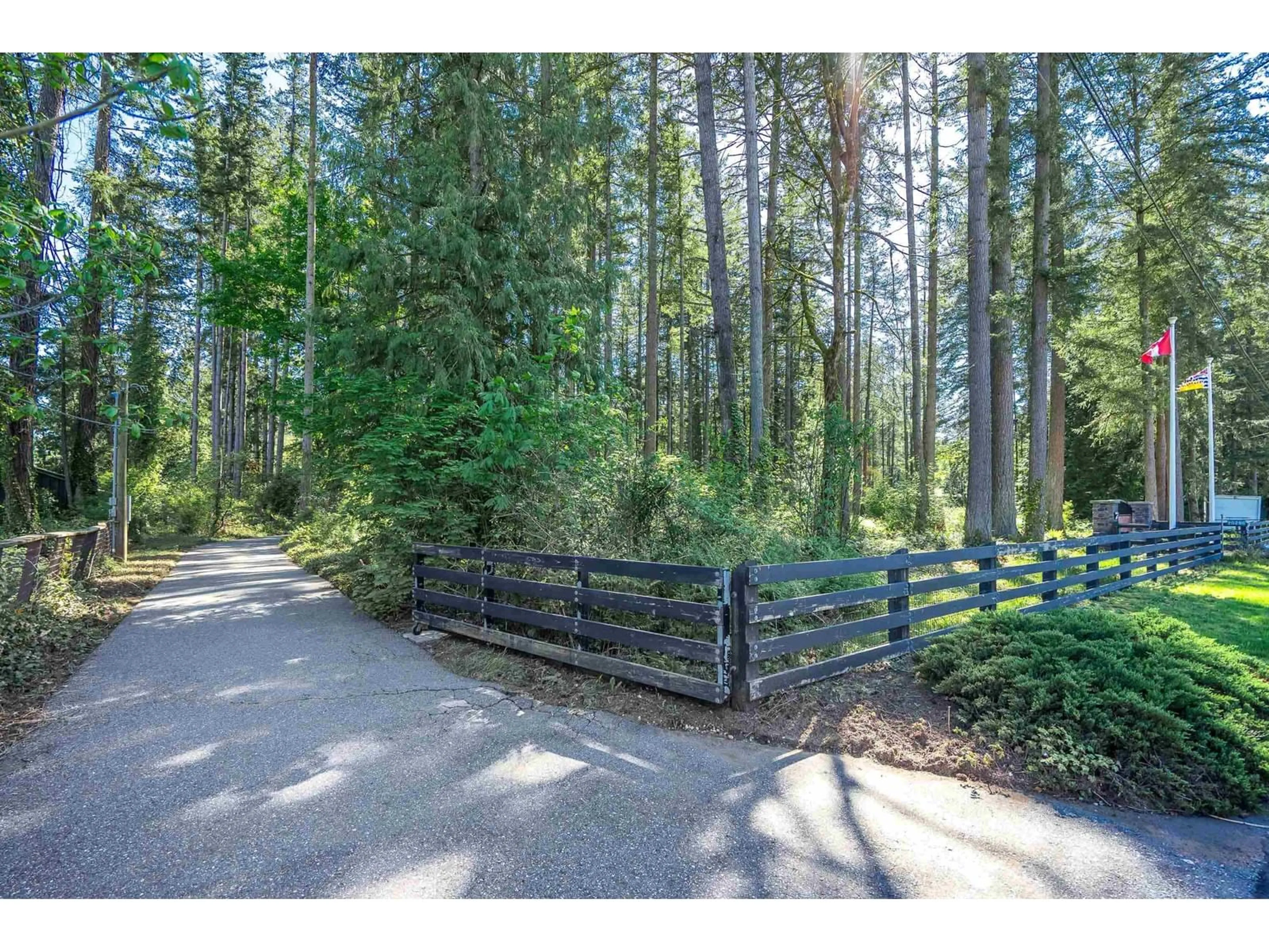 Unknown for 20286 27, Langley British Columbia V2Z1X3