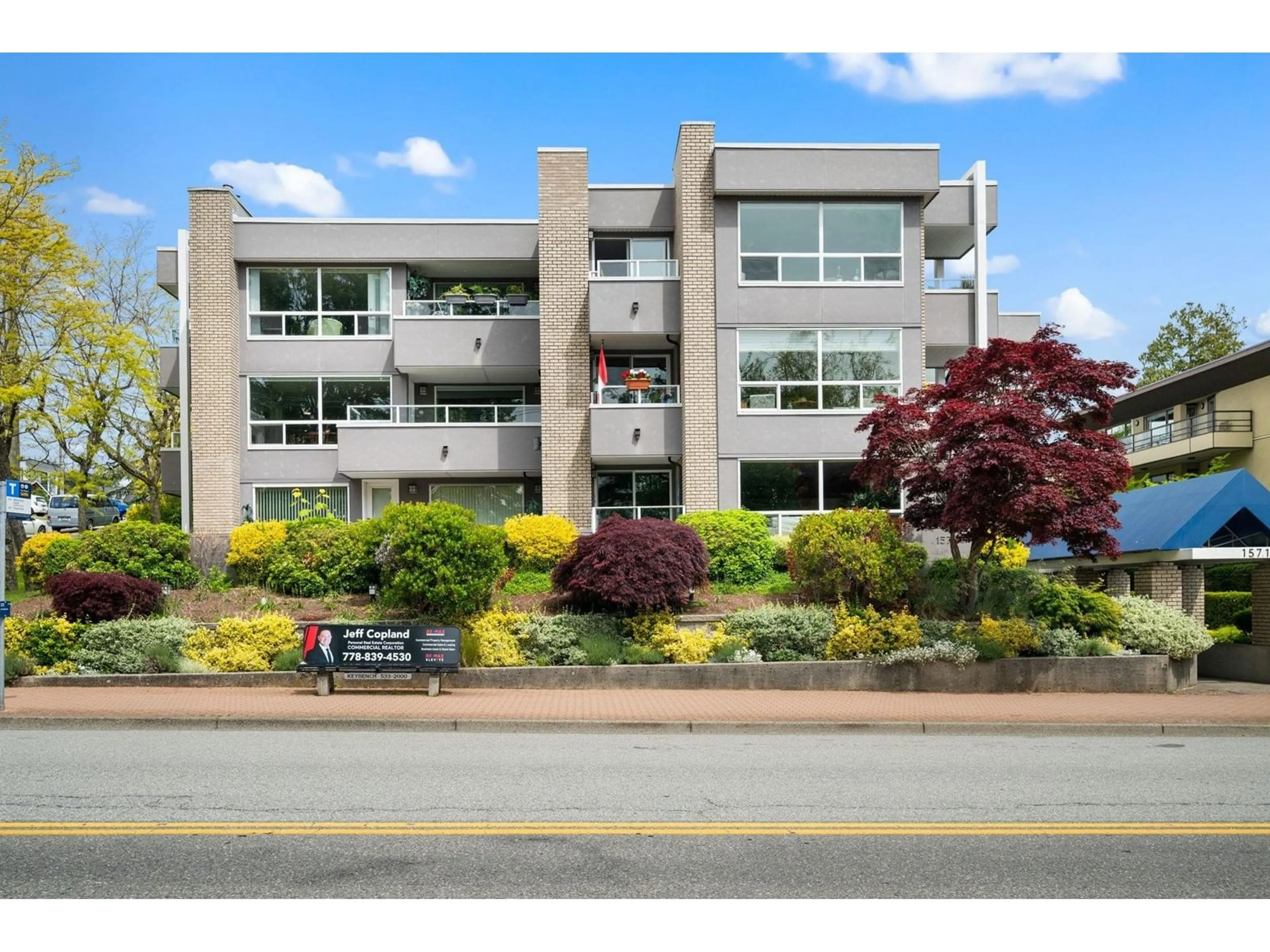 Unknown for 304 - 15717 MARINE, White Rock British Columbia V4B1E4