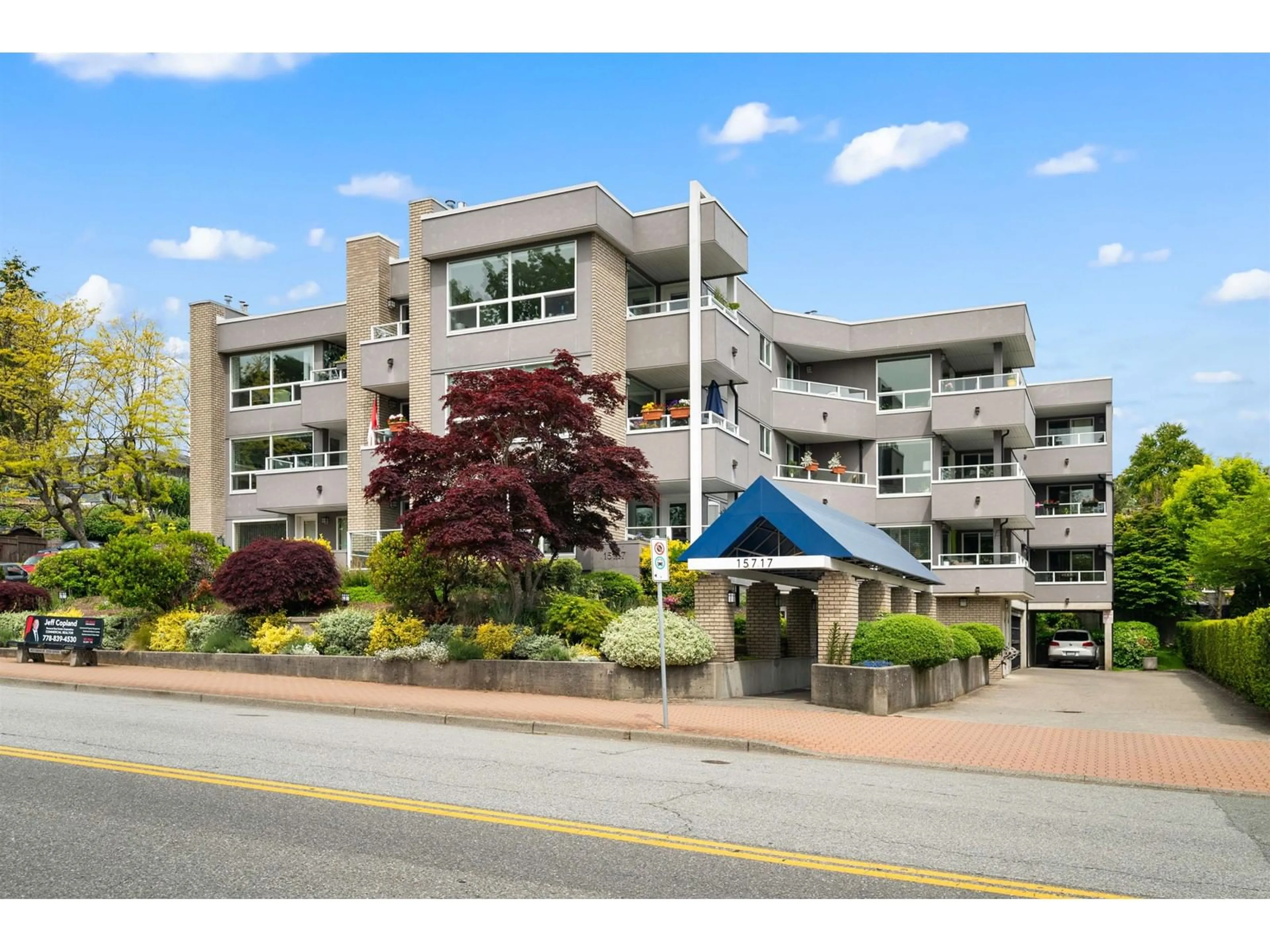 Unknown for 304 - 15717 MARINE, White Rock British Columbia V4B1E4