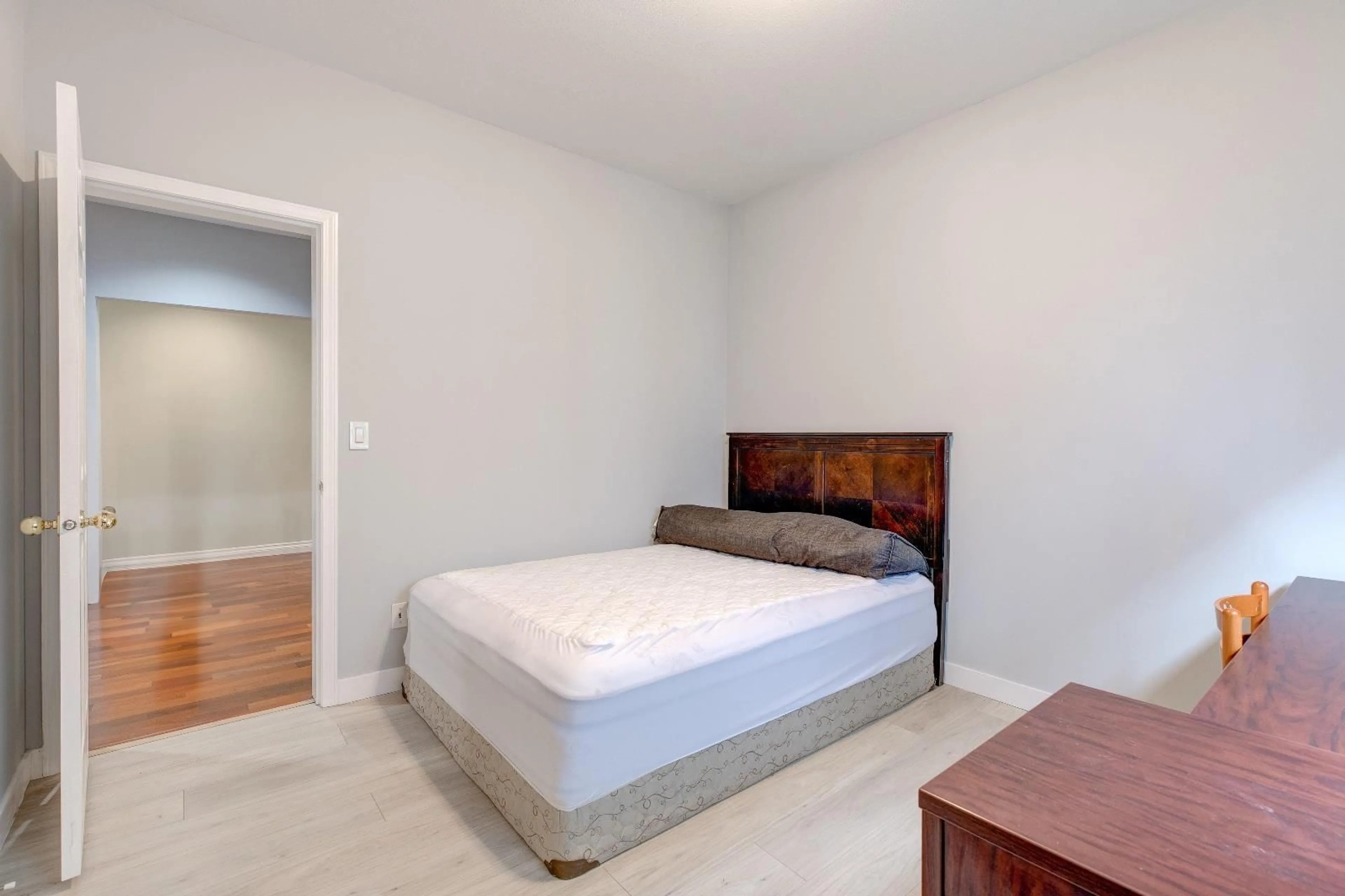 Bedroom with bed, unknown for 16661 CHERRYHILL, Surrey British Columbia V4N1W2