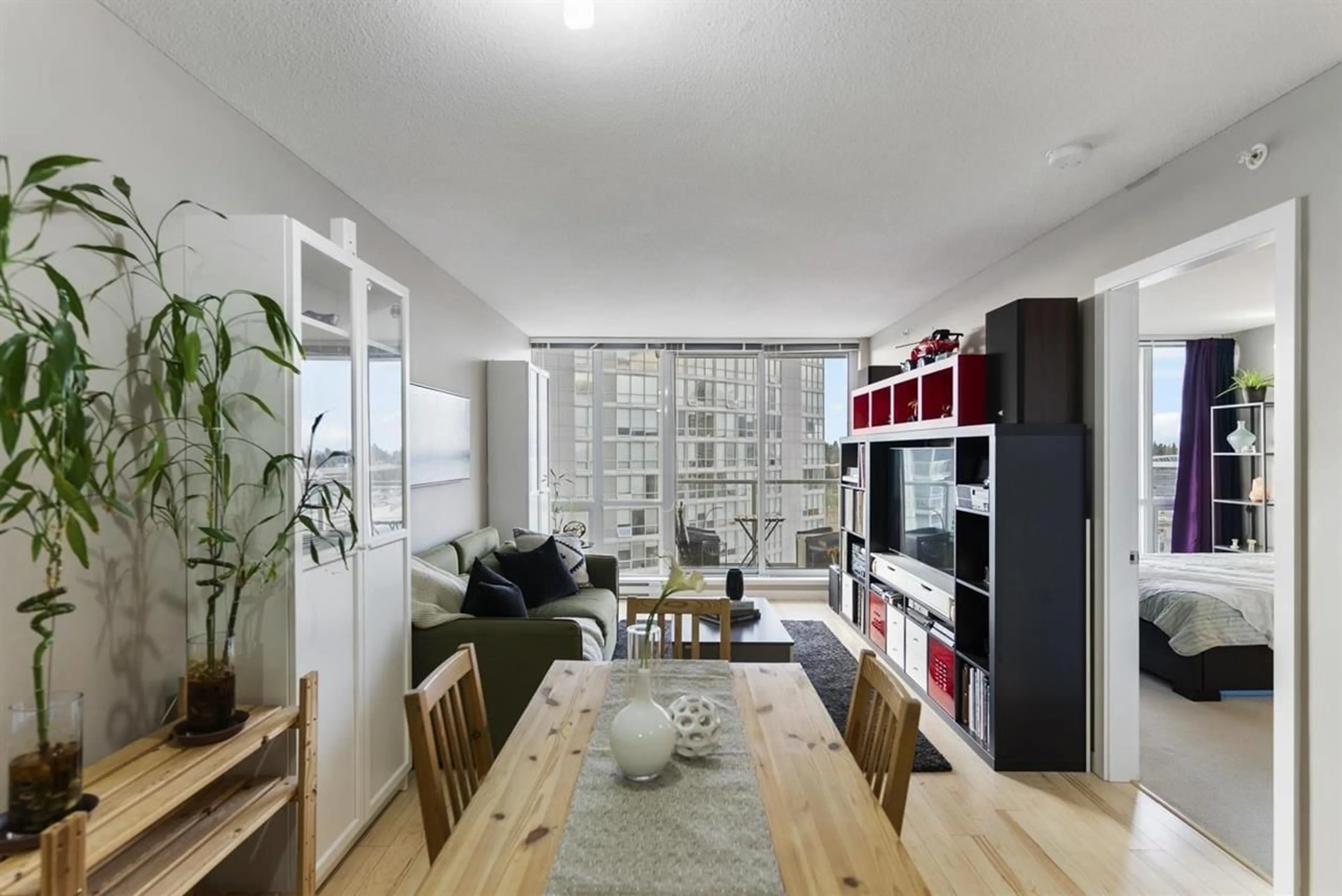 Living room with furniture, unknown for 1503 - 13688 100, Surrey British Columbia V3T0G5