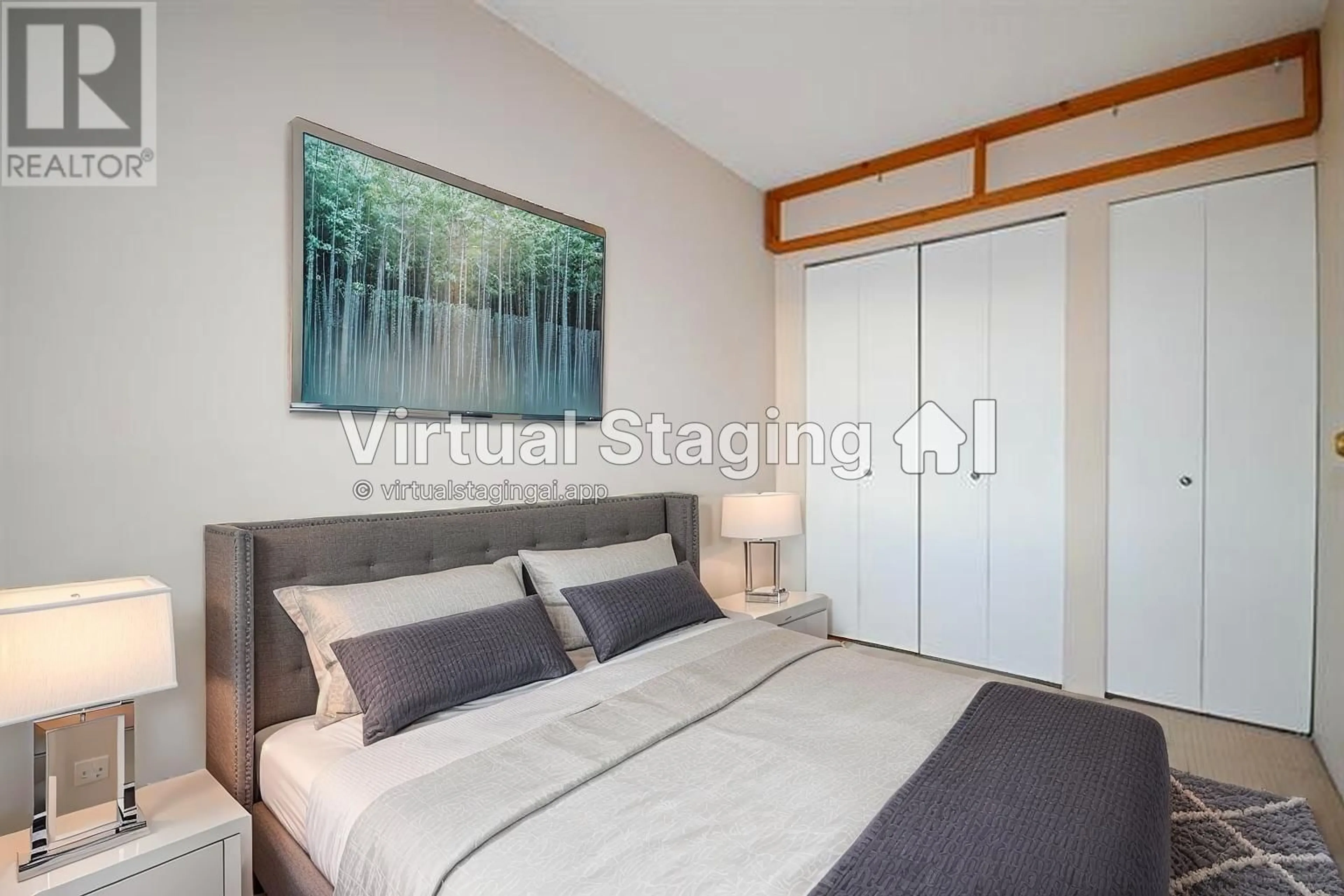 Bedroom with bed, wood/laminate floor for 205 - 8160 COLONIAL DRIVE, Richmond British Columbia V7C4T7
