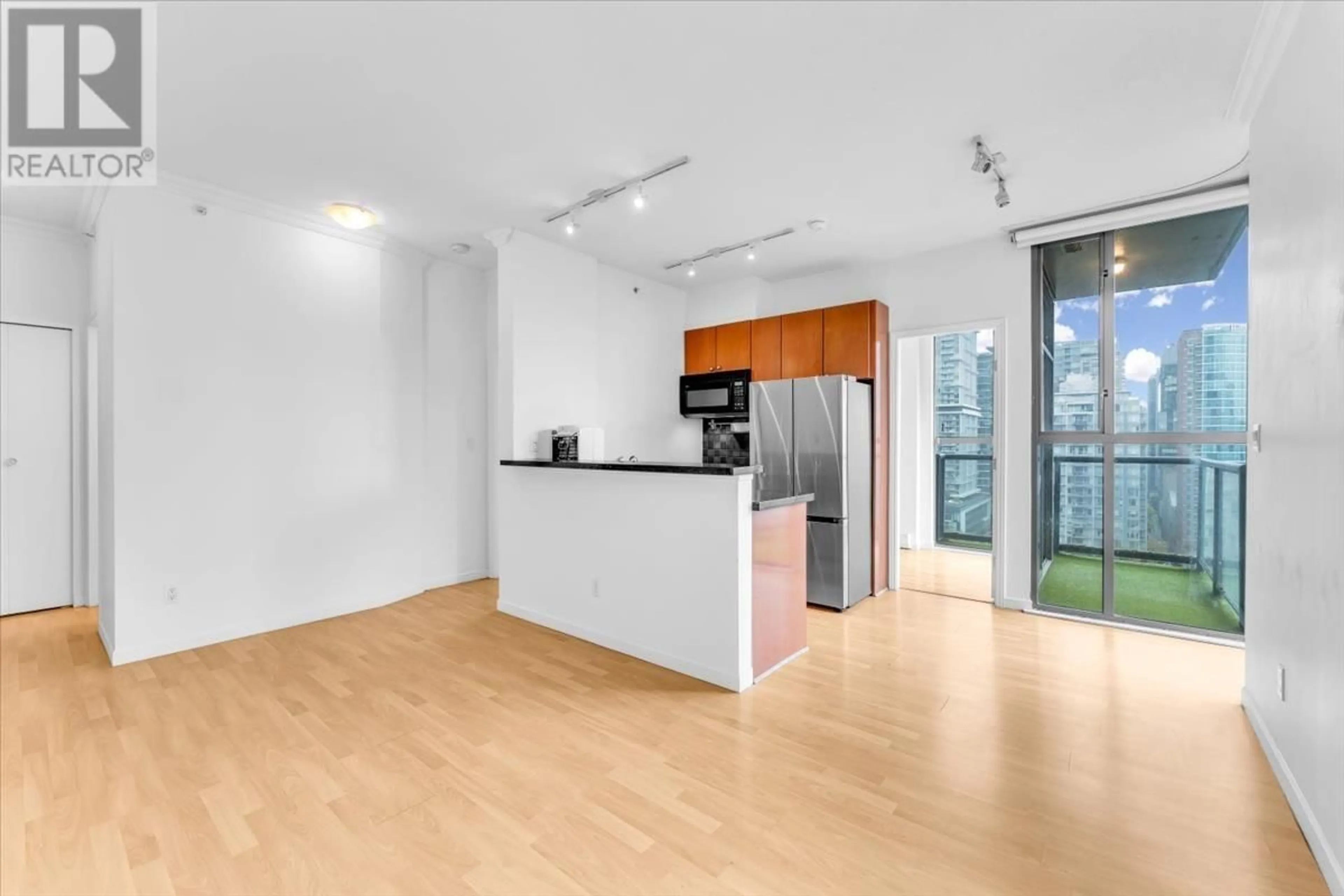 Open concept kitchen, unknown for 1903 - 928 RICHARDS STREET, Vancouver British Columbia V6B6P6
