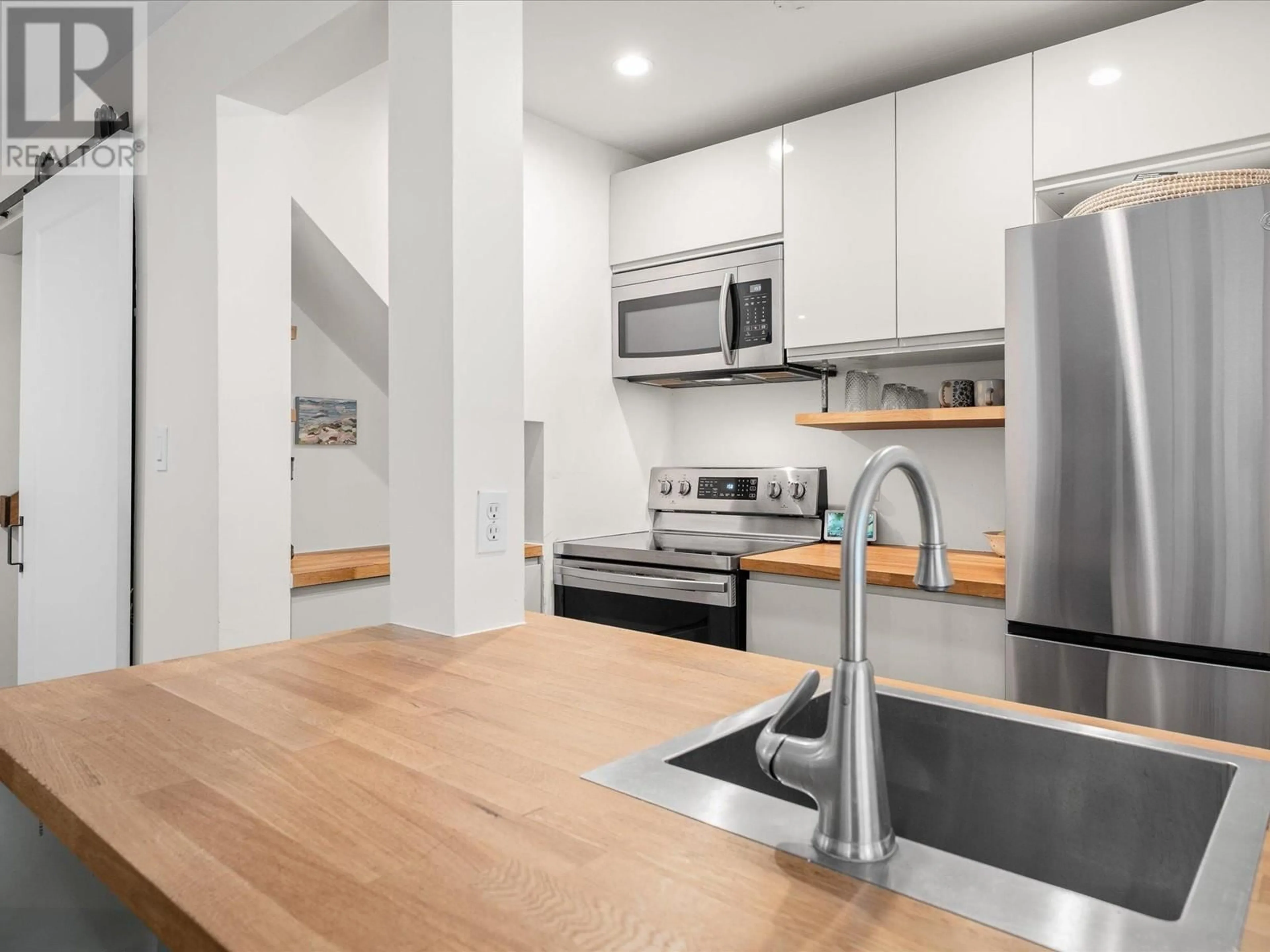 Standard kitchen, unknown for 1 - 8003 TIMBER LANE, Whistler British Columbia V8E1K9