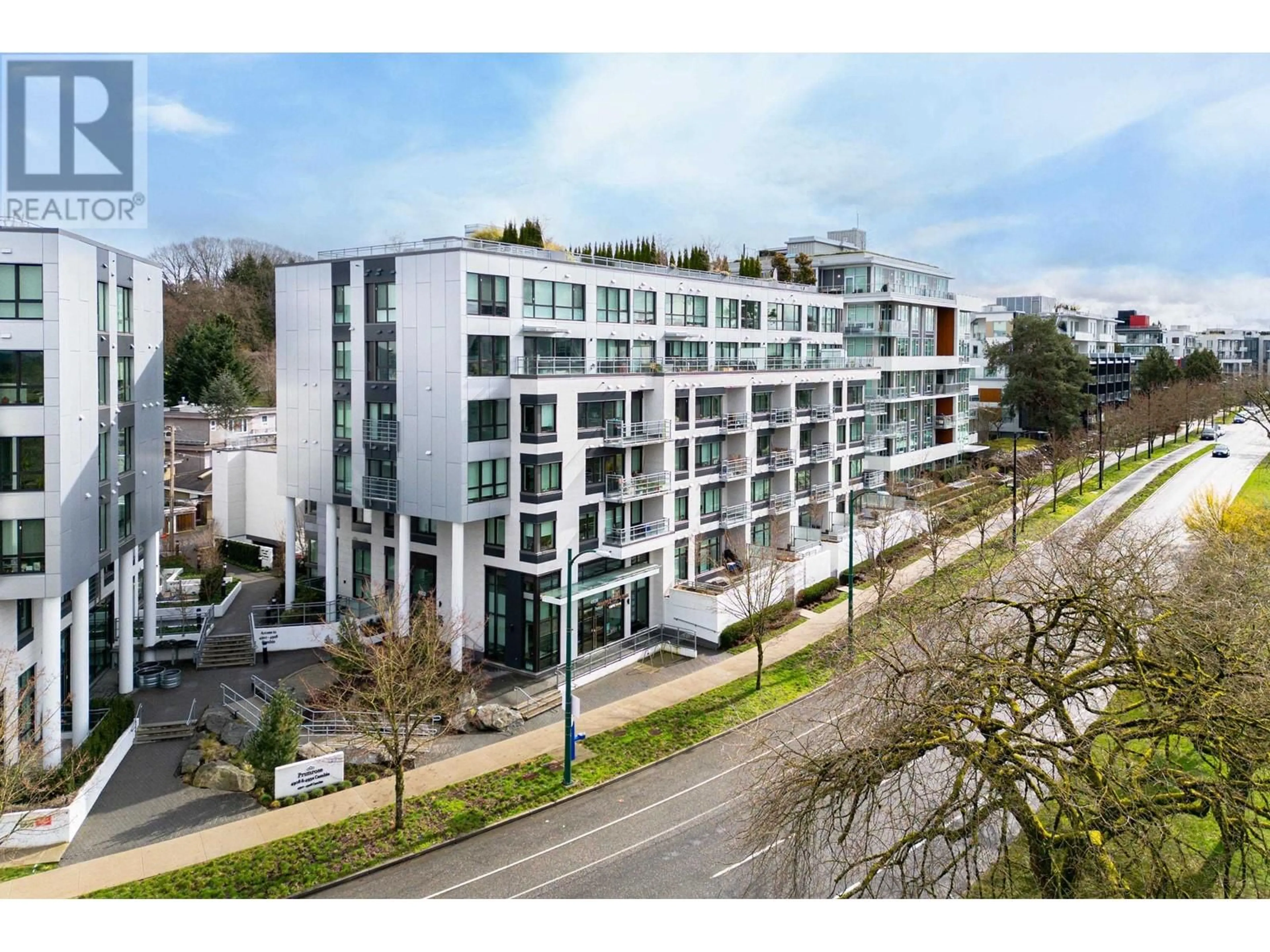 A pic from outside/outdoor area/front of a property/back of a property/a pic from drone, unknown for 104 - 4932 CAMBIE STREET, Vancouver British Columbia V5Z0K1