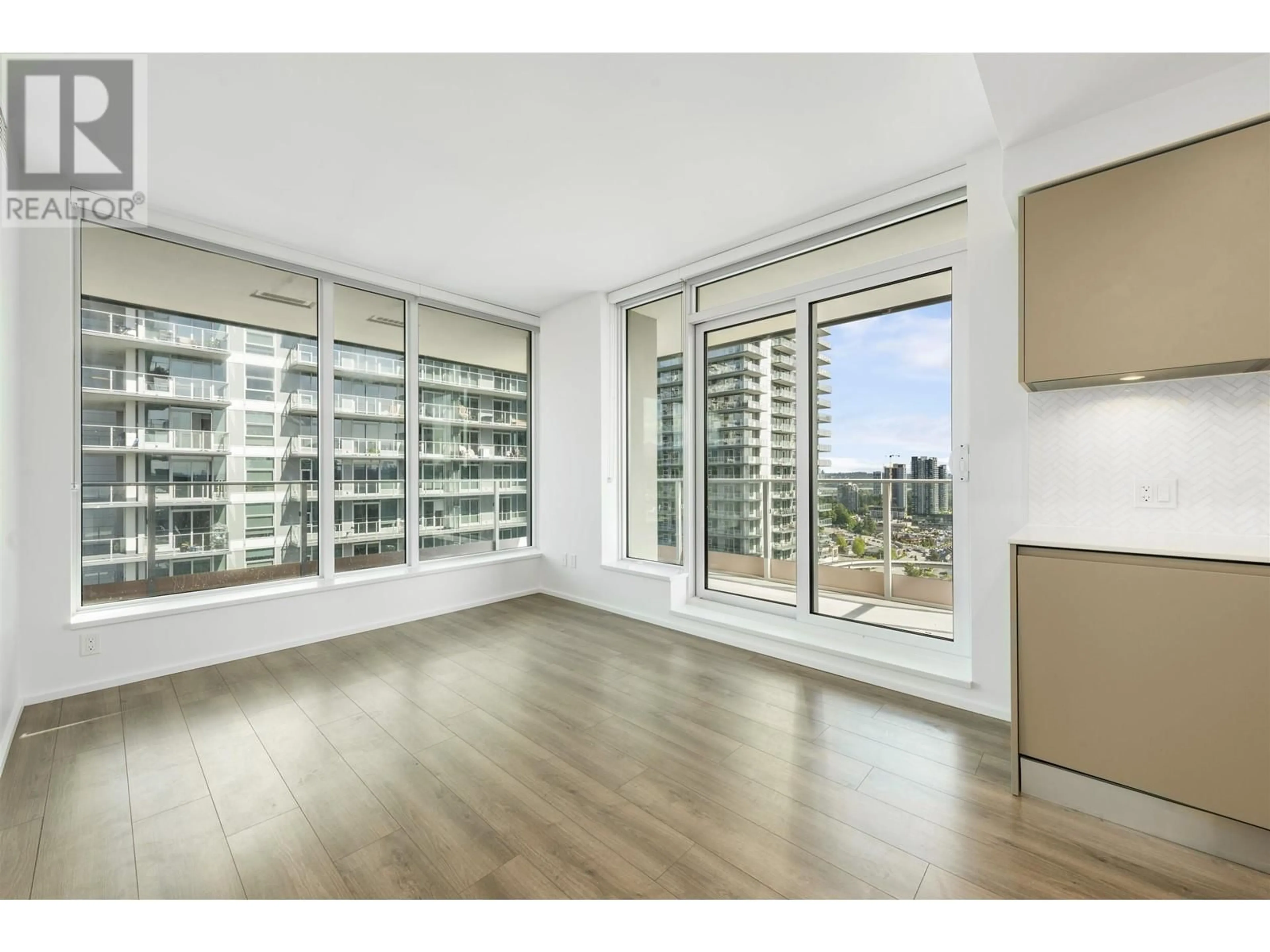 A pic of a room for 1305 - 3809 EVERGREEN PLACE, Burnaby British Columbia V3J0M1