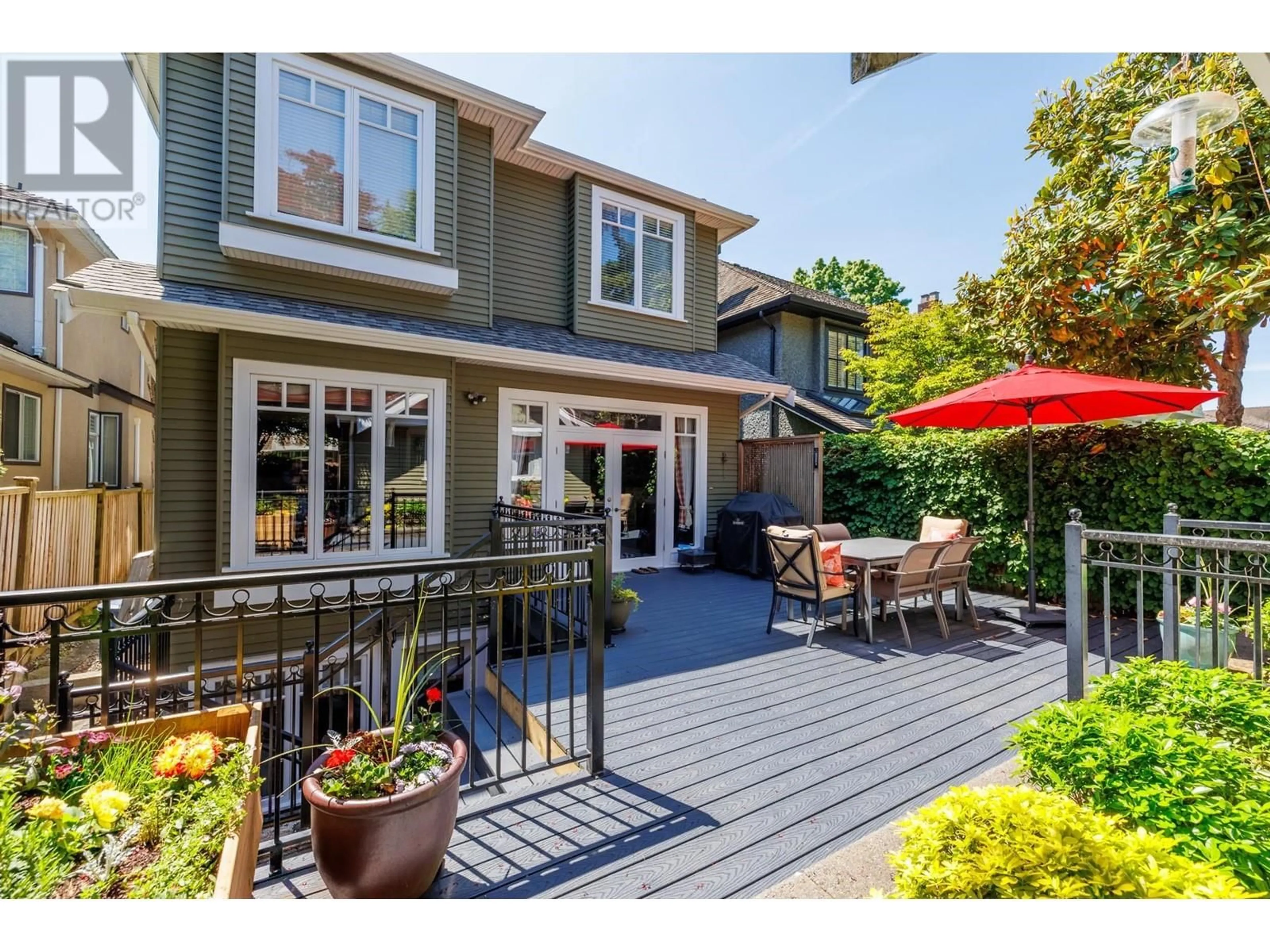 Patio, street for 3111 42ND AVENUE, Vancouver British Columbia V6N3H1