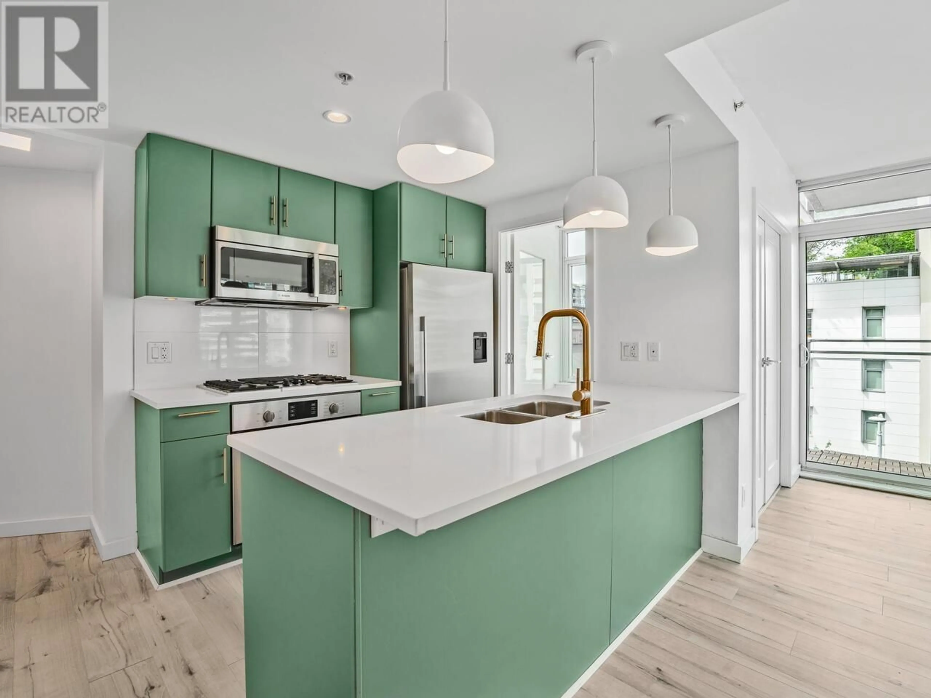 Open concept kitchen, unknown for 608 - 88 1ST AVENUE, Vancouver British Columbia V5Y0K2