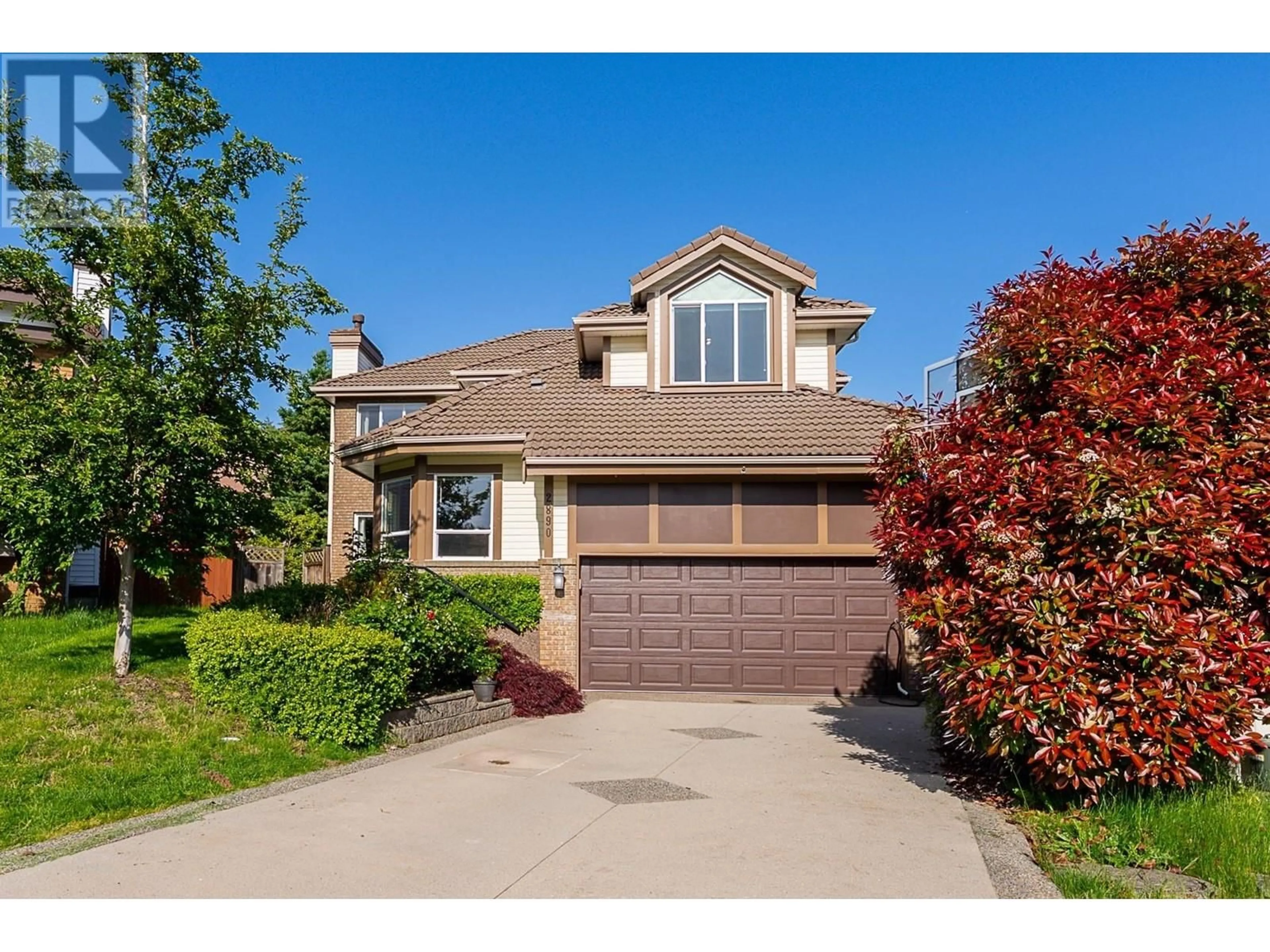 Home with vinyl exterior material, street for 2890 WOODSIA PLACE, Coquitlam British Columbia V3E2Y2