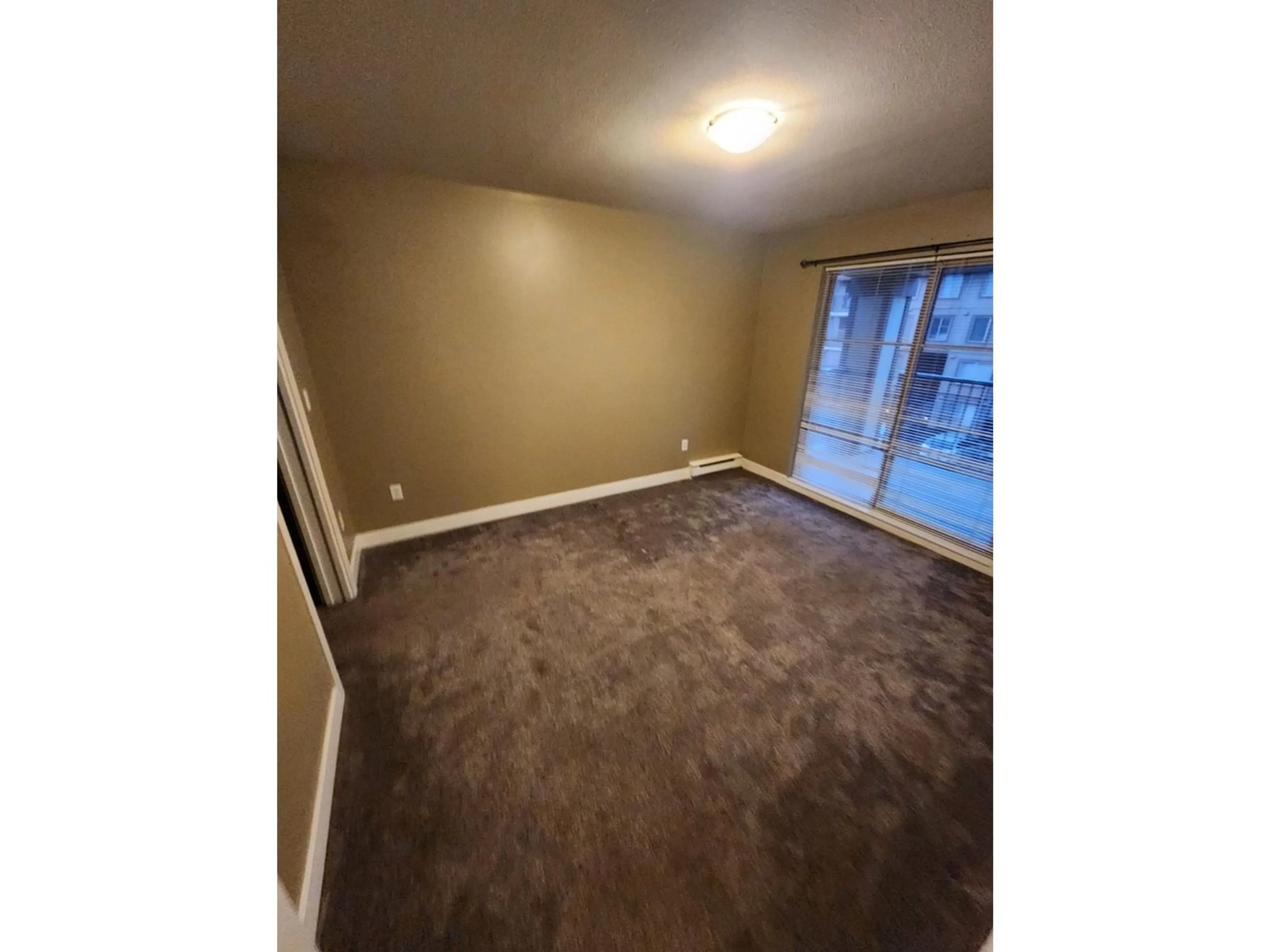 A pic of a room for 301 - 45561 YALE ROAD, Chilliwack British Columbia V2P0A8