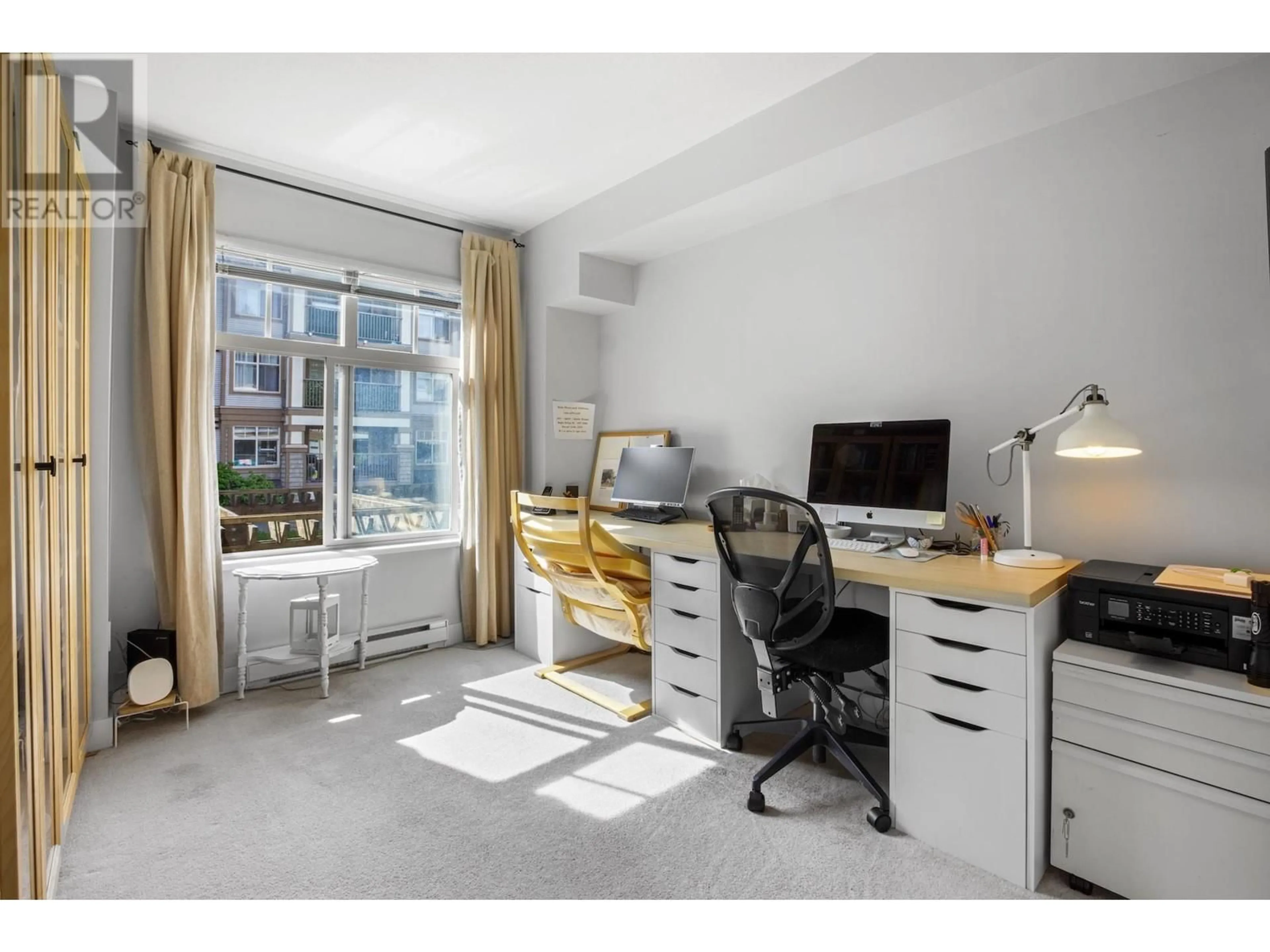 A pic of a room for 208 - 12248 224 STREET, Maple Ridge British Columbia V2X8W6