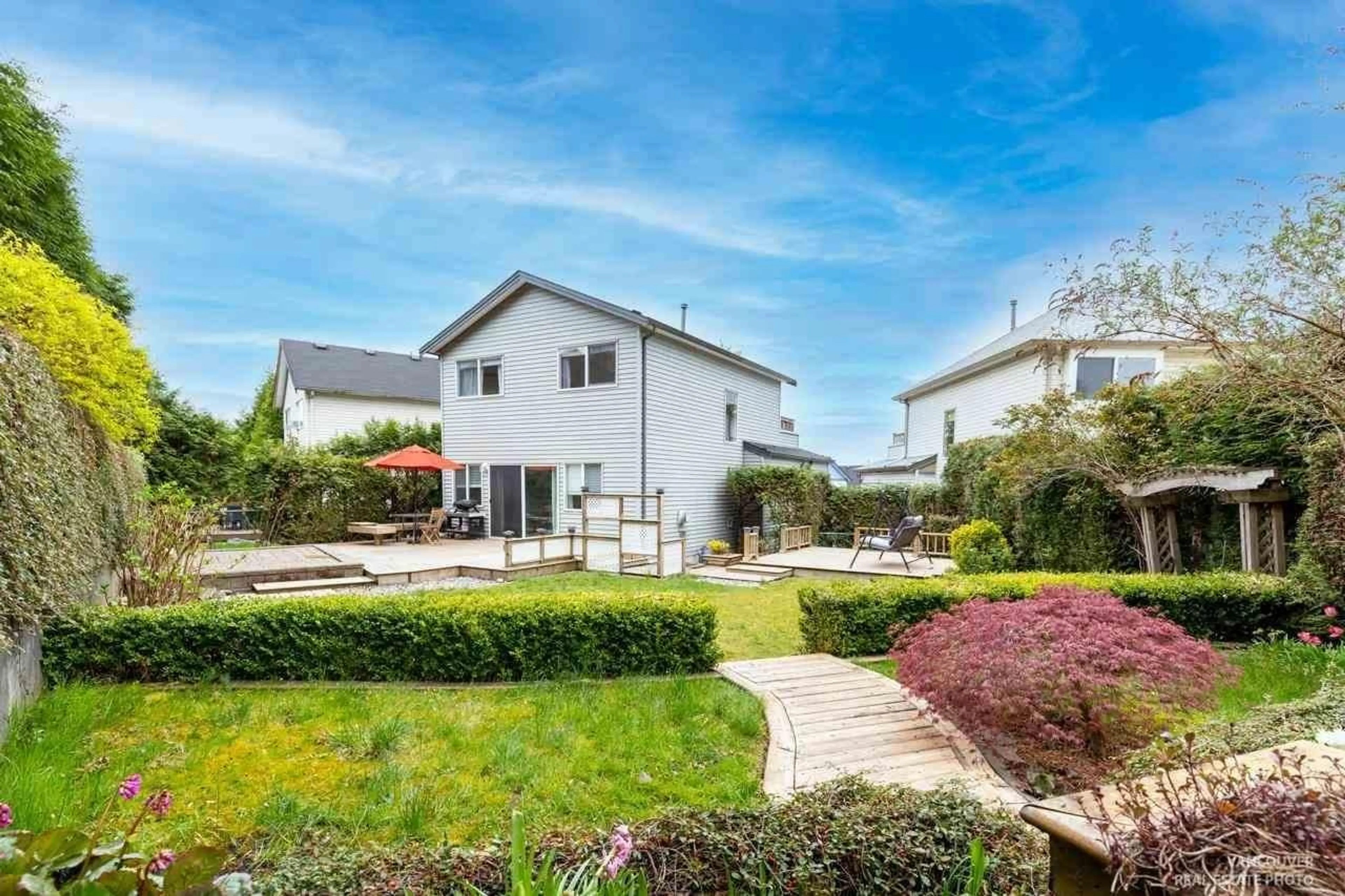 A pic from outside/outdoor area/front of a property/back of a property/a pic from drone, street for 57 - 8888 216, Langley British Columbia V1M3Z6