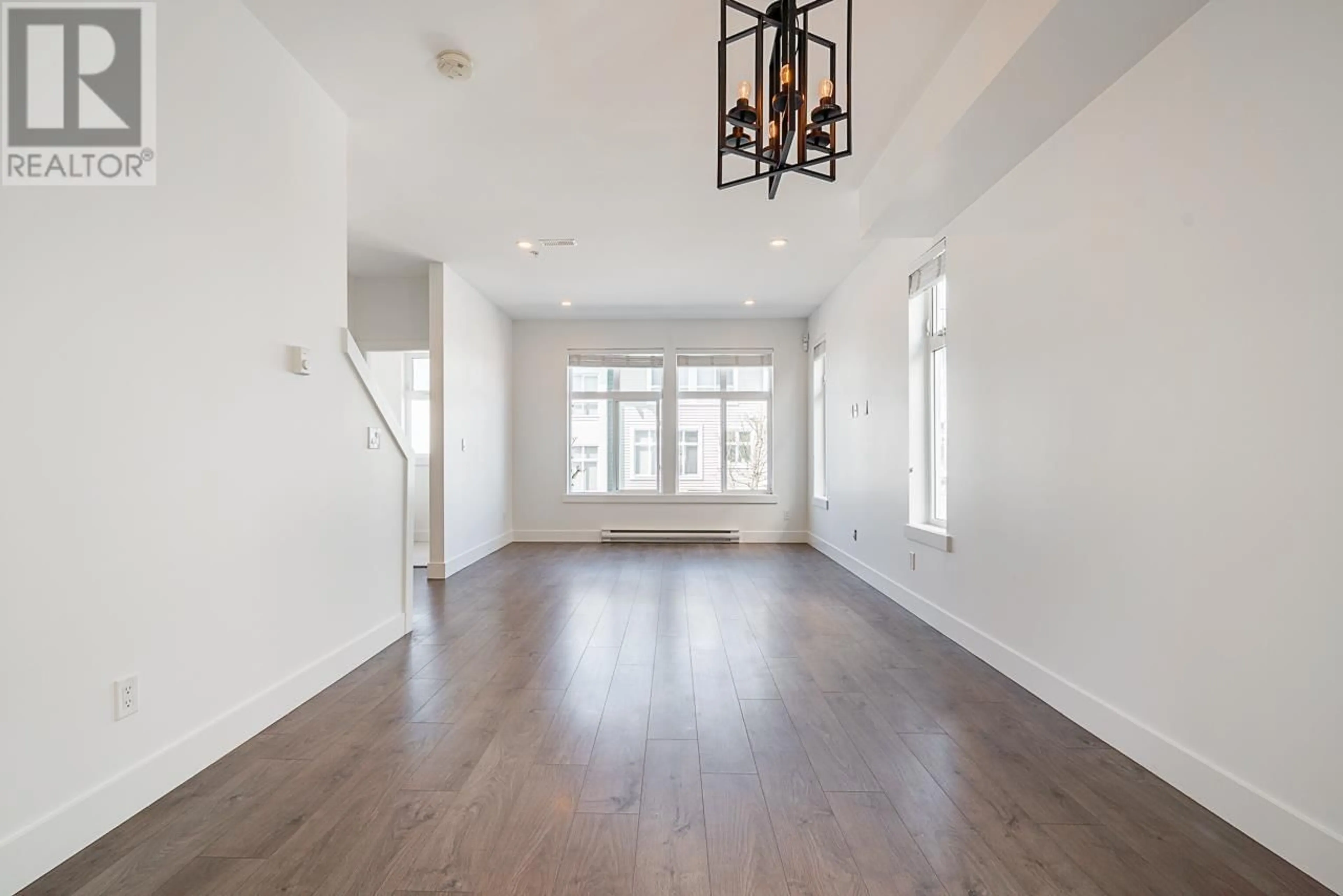 Unknown for 30 - 24108 104 AVENUE, Maple Ridge British Columbia V2W0J5