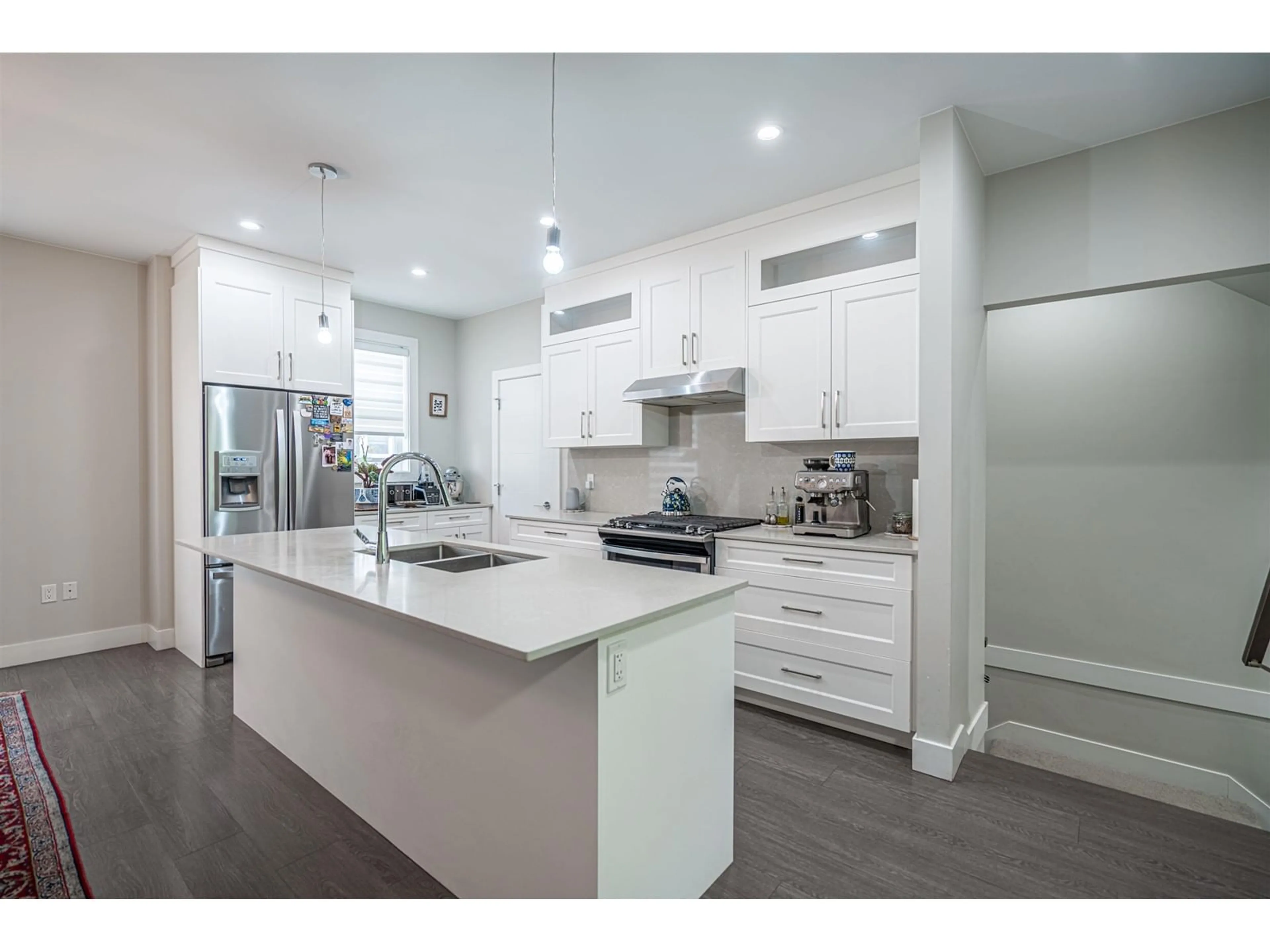 Open concept kitchen, unknown for 47 - 19501 74, Surrey British Columbia V4N6V7