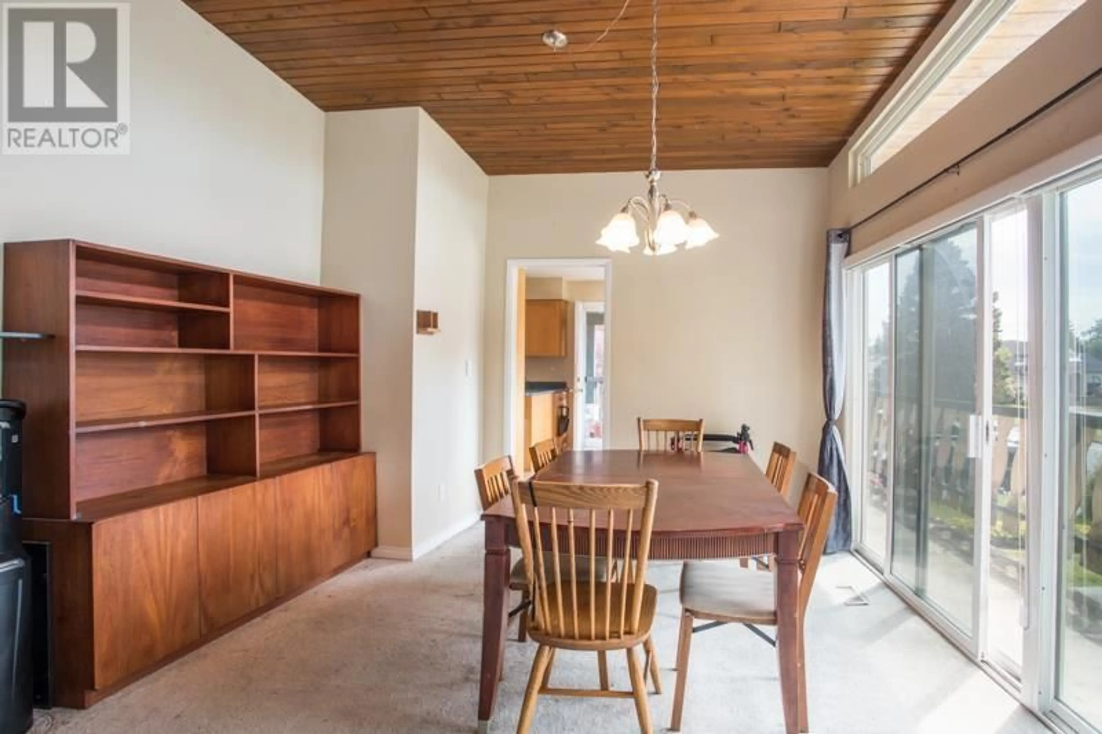 Dining room, wood/laminate floor for 10360 CORNERBROOK CRESCENT, Richmond British Columbia V7E4H4