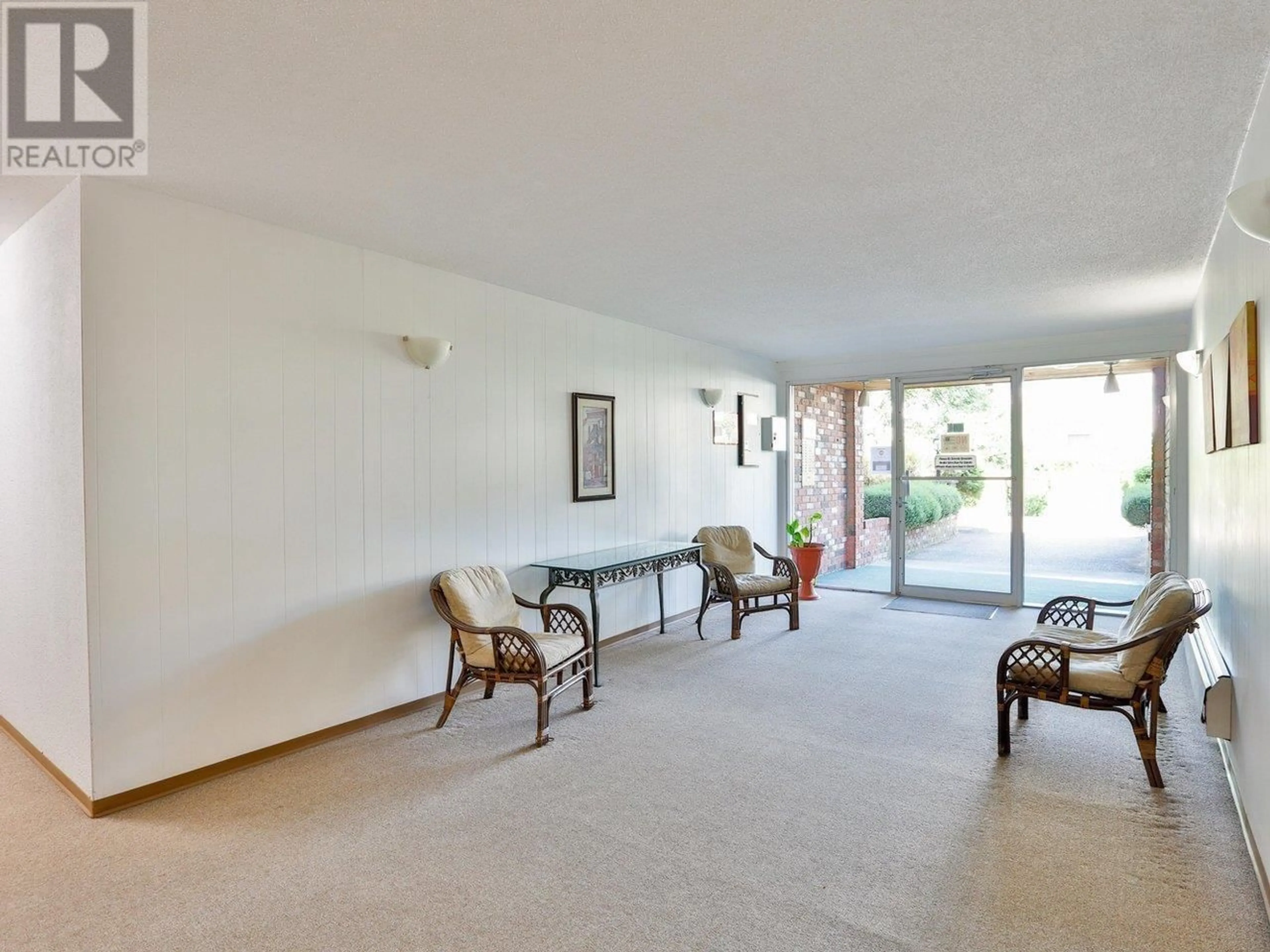 Unknown for 203 - 910 FIFTH AVENUE, New Westminster British Columbia V3M1Y2