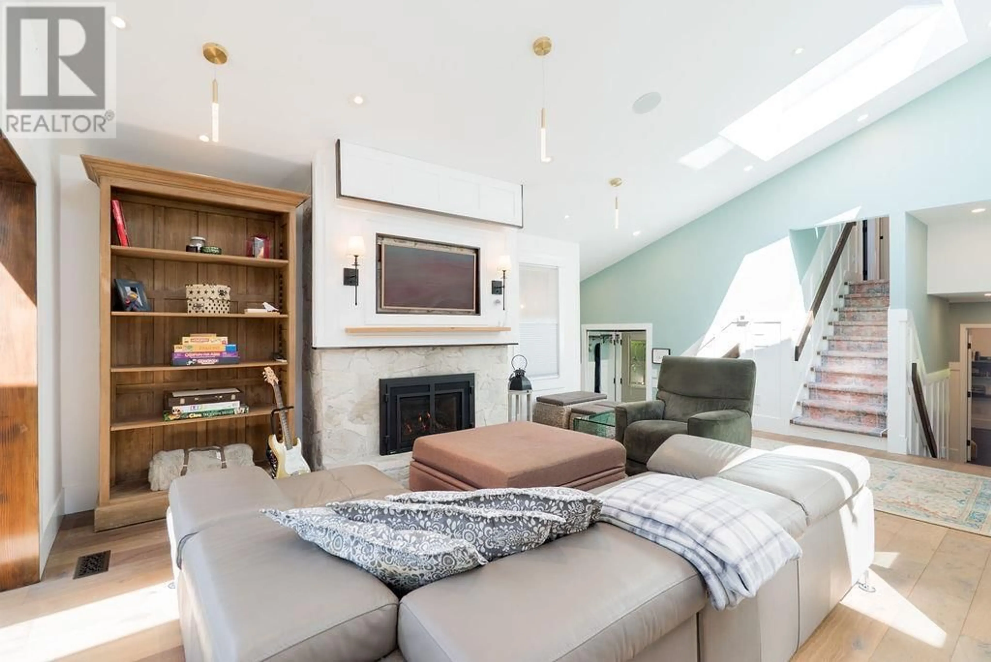 Living room with furniture, unknown for 30 - 11291 7TH AVENUE, Richmond British Columbia V7E4J3