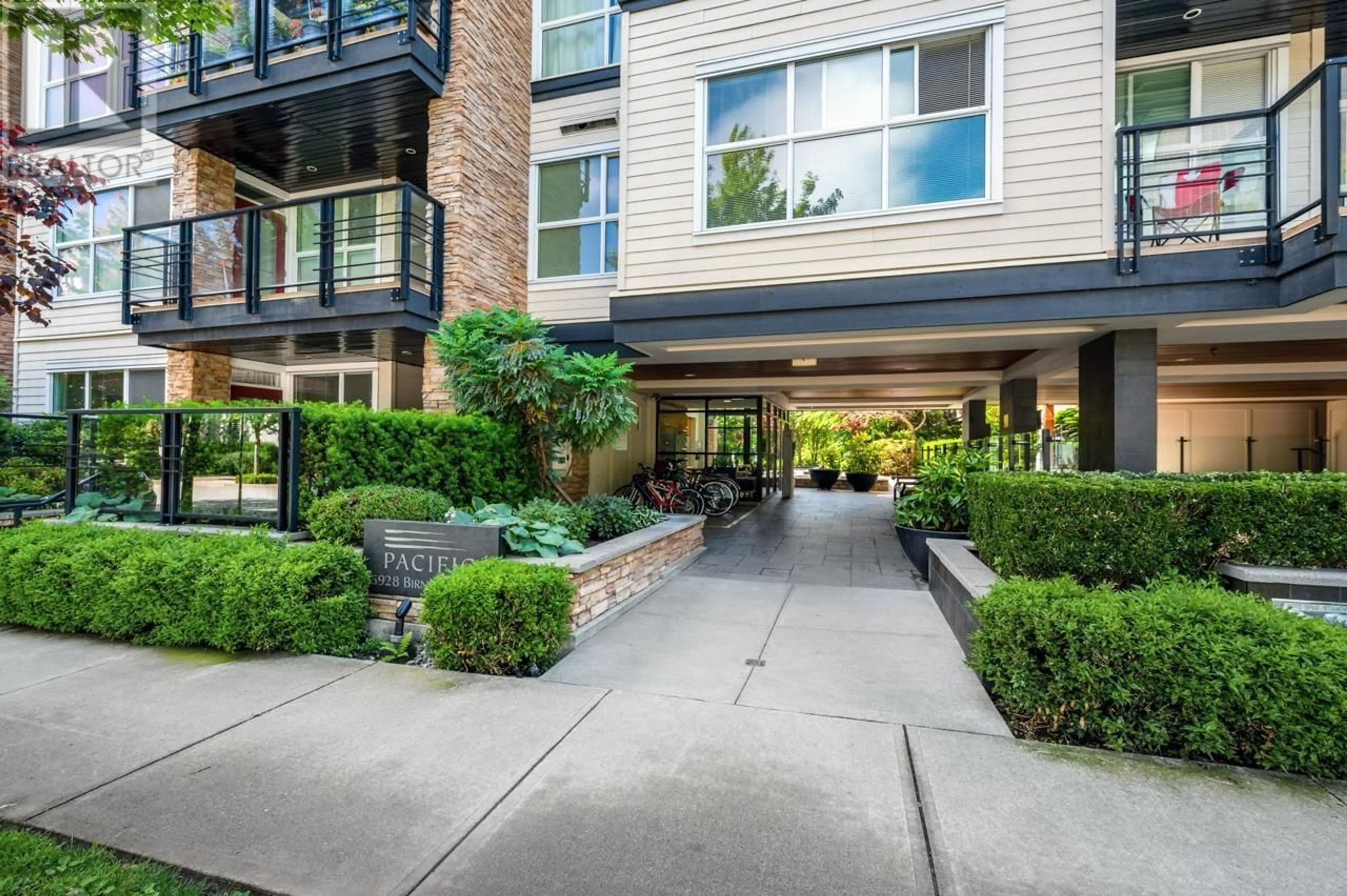 Patio, street for 303 - 5928 BIRNEY AVENUE, Vancouver British Columbia V6S0B5
