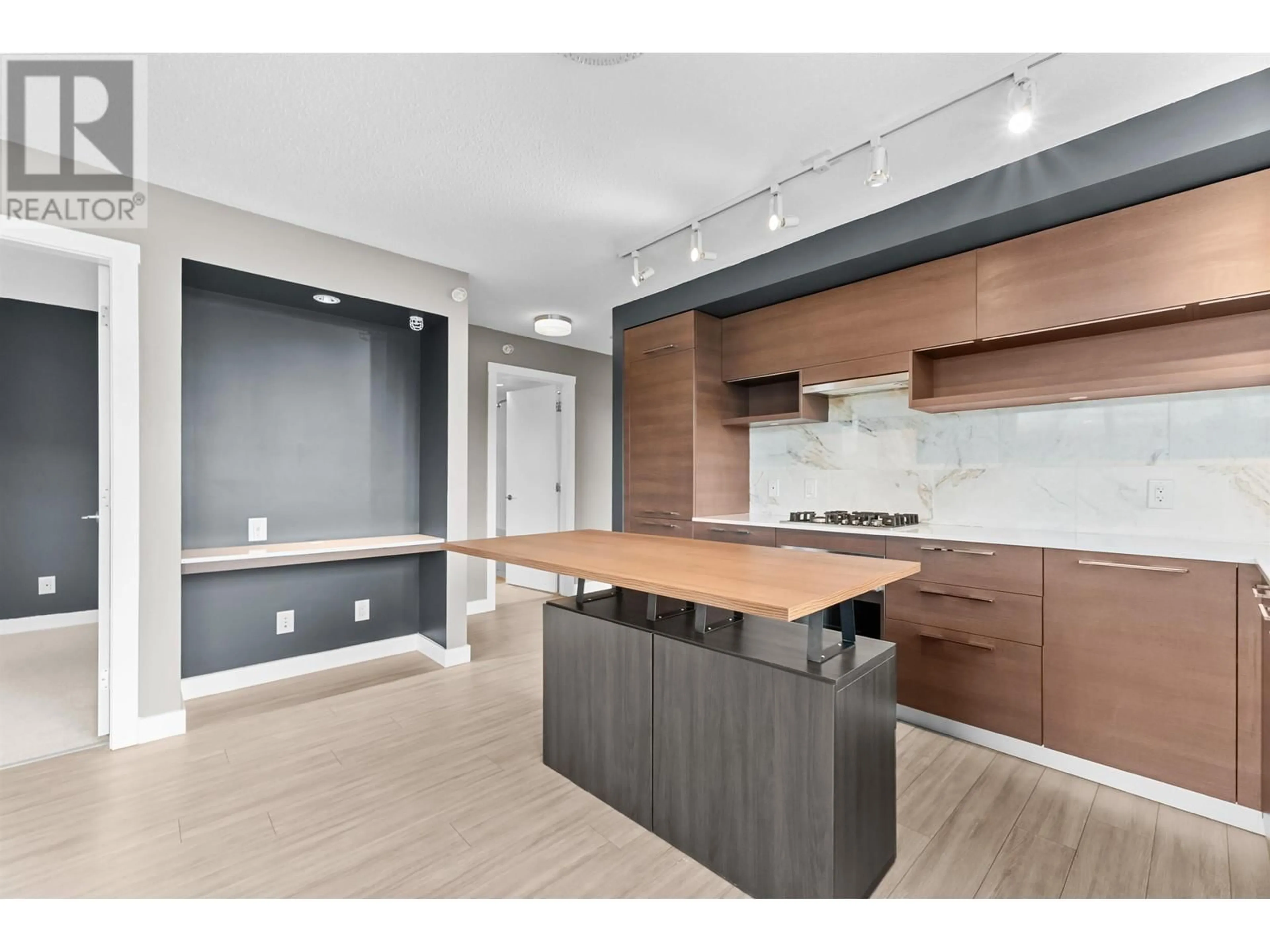 Open concept kitchen, unknown for 2404 - 570 EMERSON STREET, Coquitlam British Columbia V3J0G3