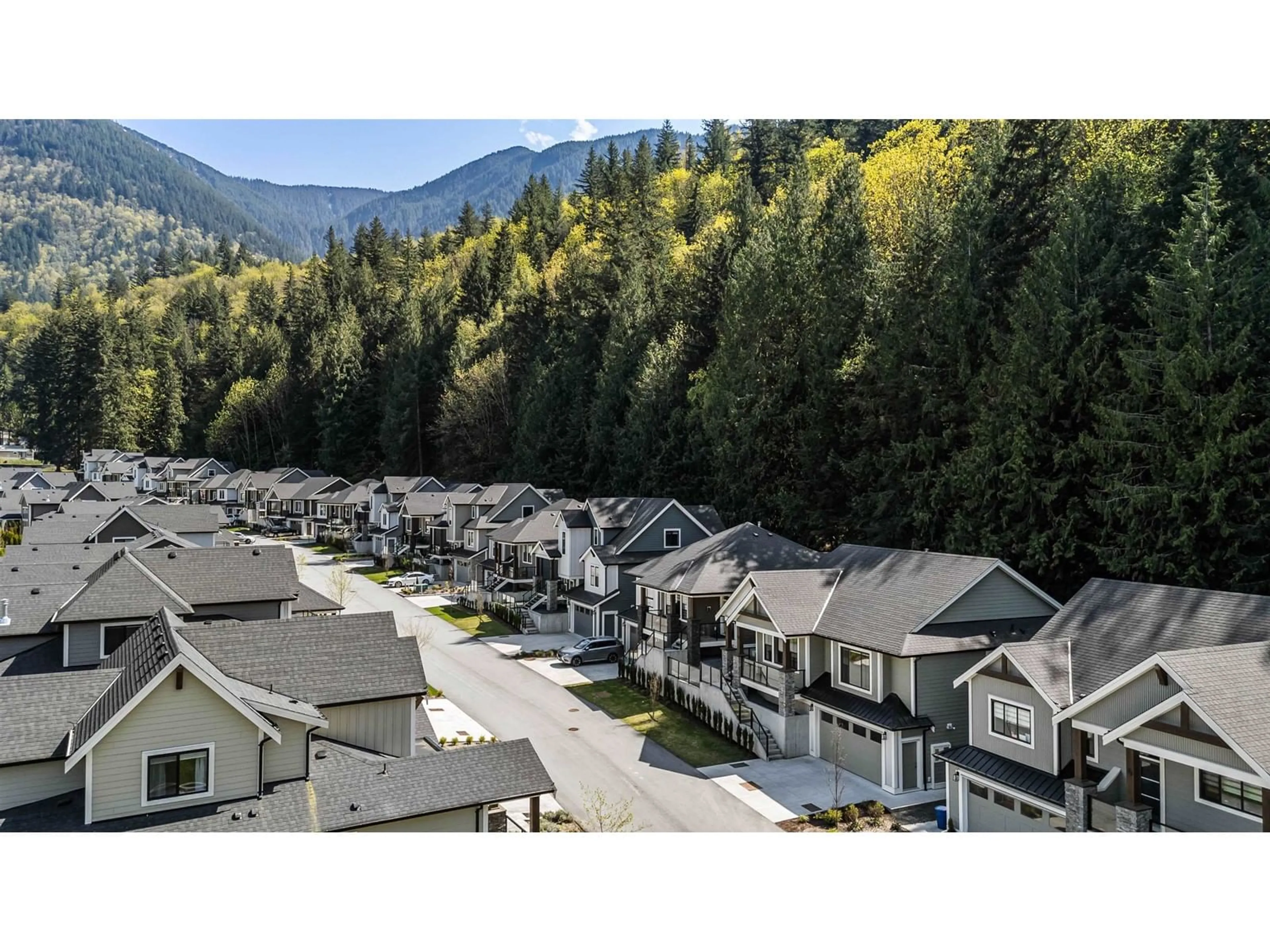 A pic from outside/outdoor area/front of a property/back of a property/a pic from drone, mountain view for 83 - 1880 COLUMBIA VALLEY ROAD, Lindell Beach British Columbia V2R6G8
