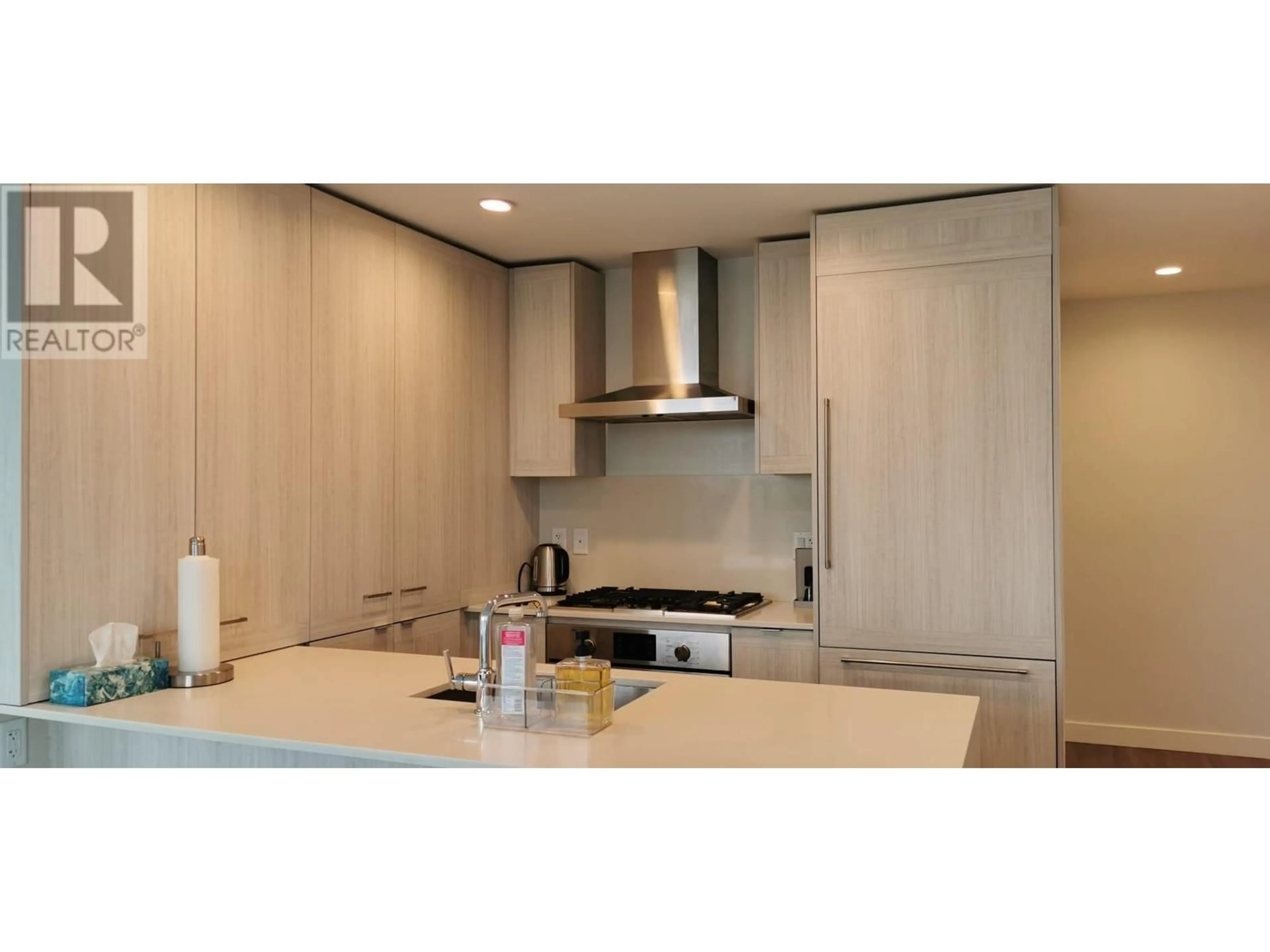 Unknown for 901 - 2311 BETA AVENUE, Burnaby British Columbia V5C0M1