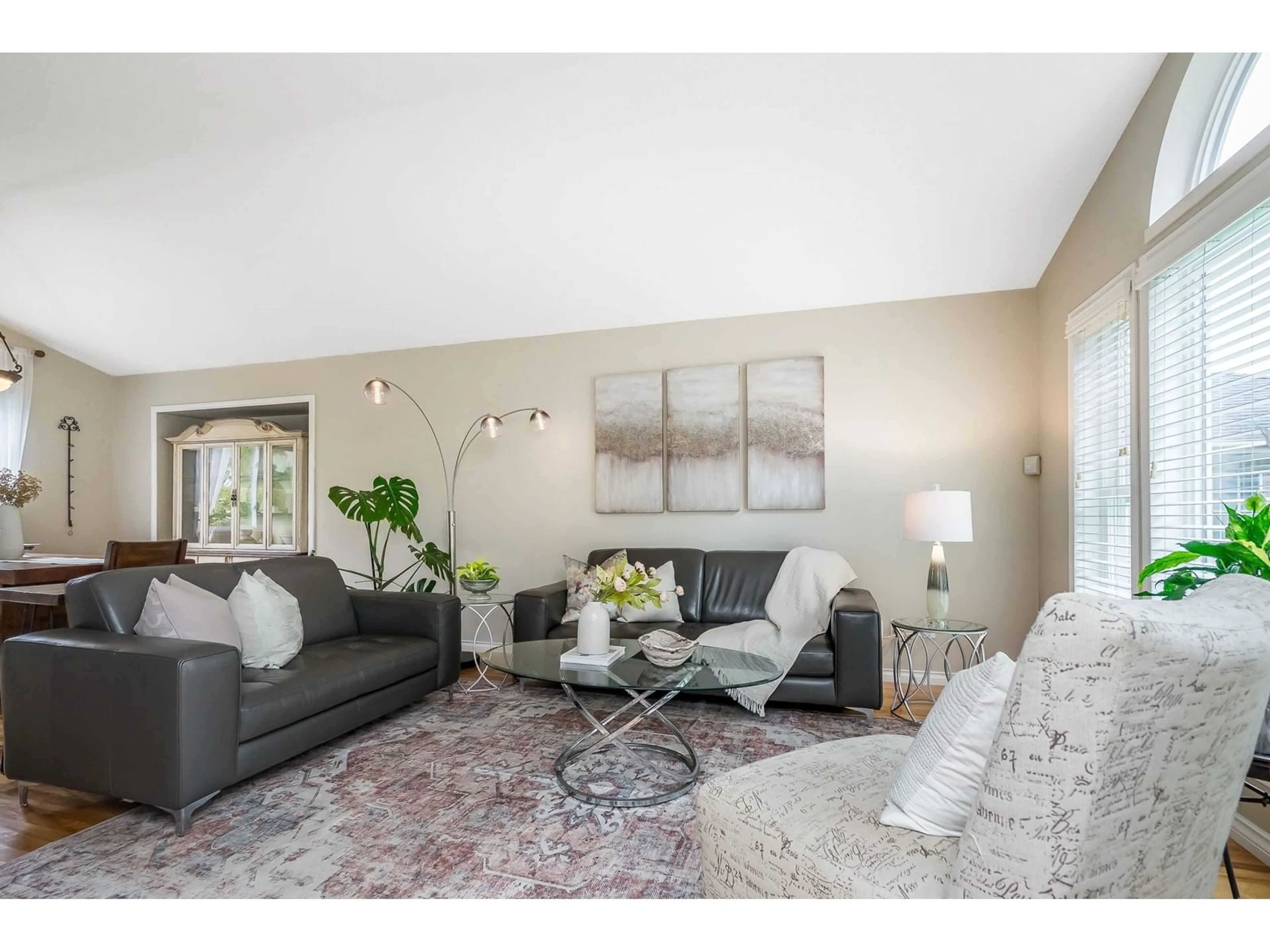 Living room with furniture, unknown for 8548 212, Langley British Columbia V1M2E7