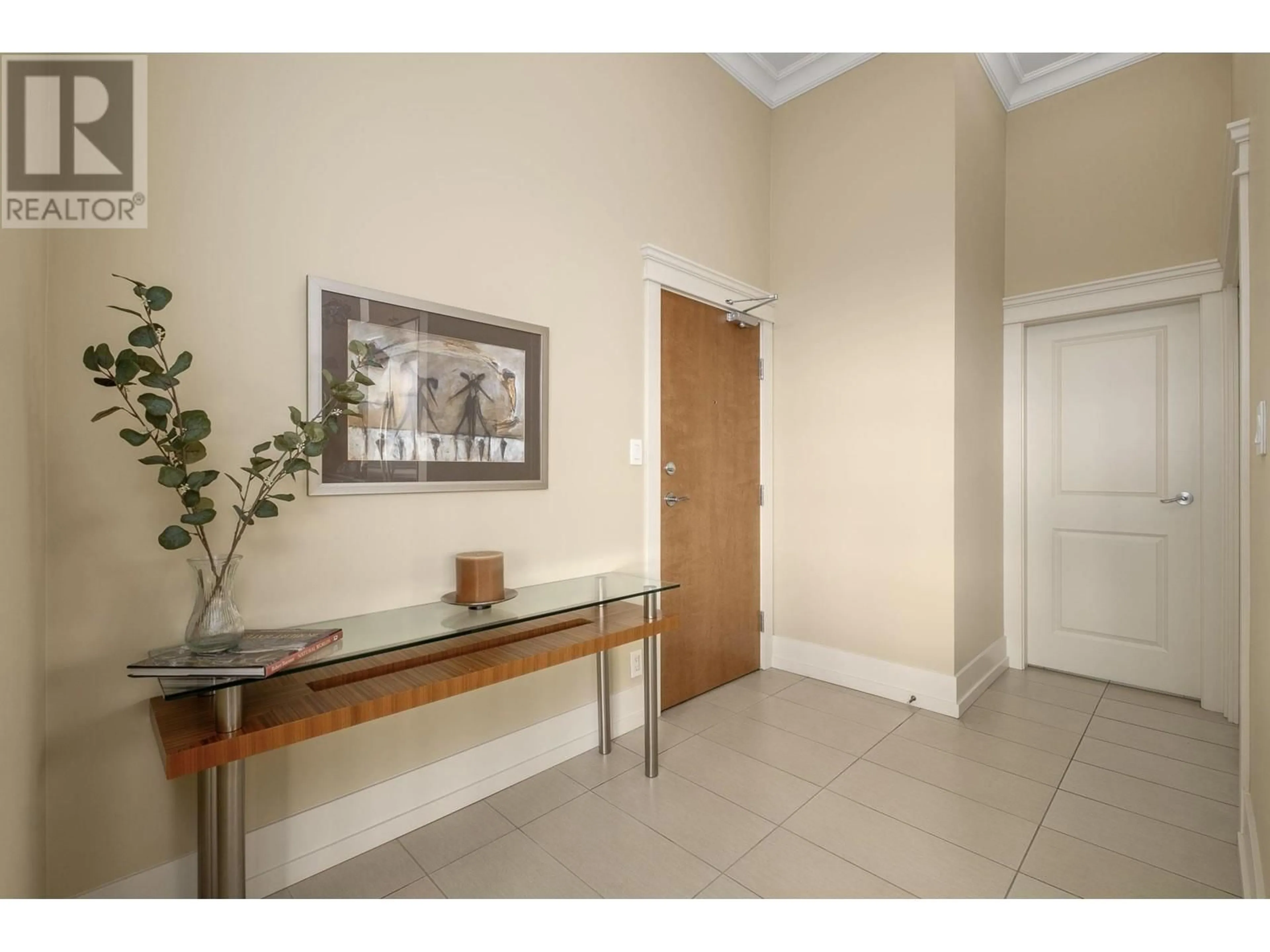 Indoor foyer for 2701 - 400 CAPILANO ROAD, Port Moody British Columbia V3E0E1