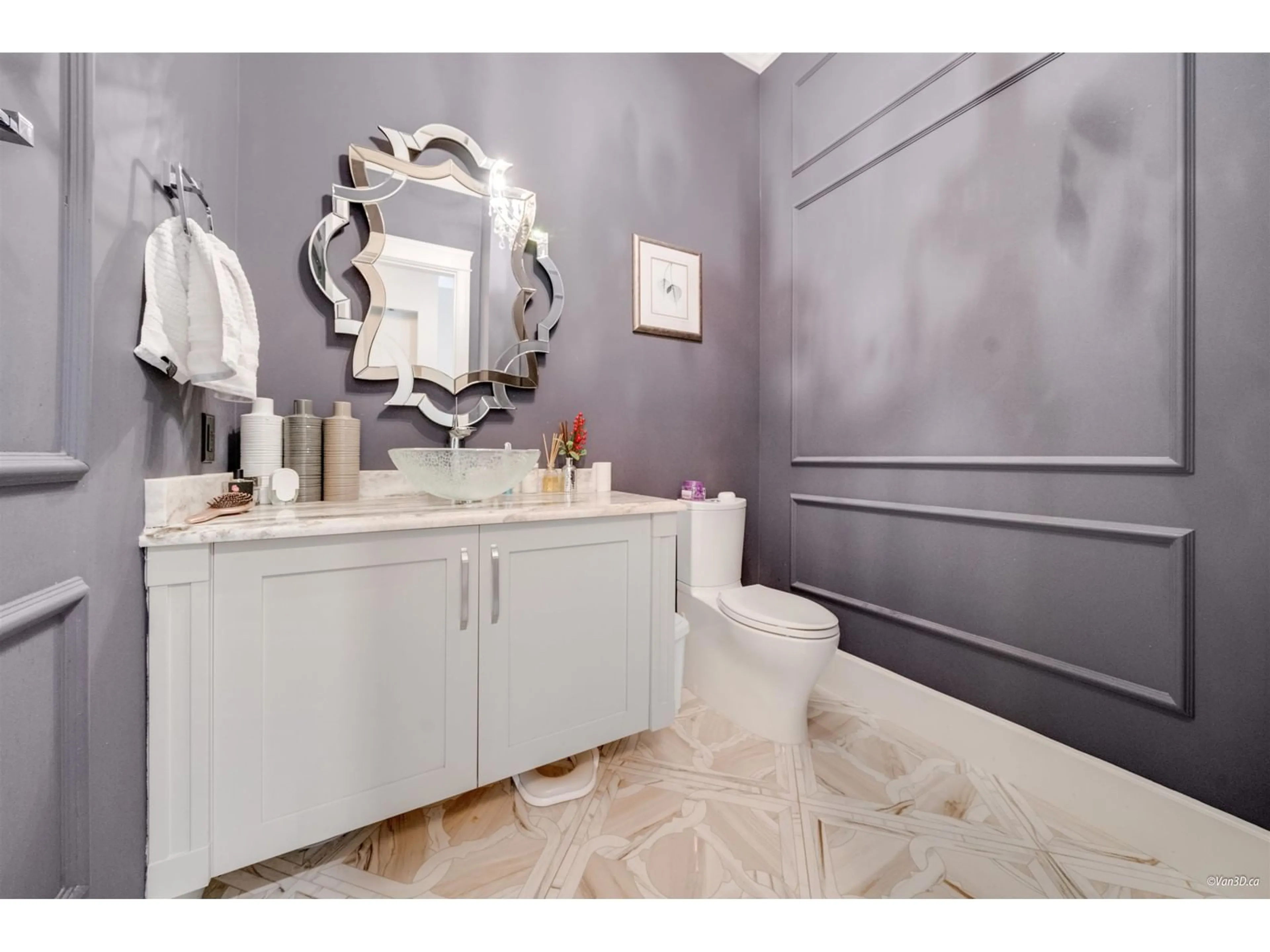 Contemporary bathroom, ceramic/tile floor for 14428 33A, Surrey British Columbia V4P3R7