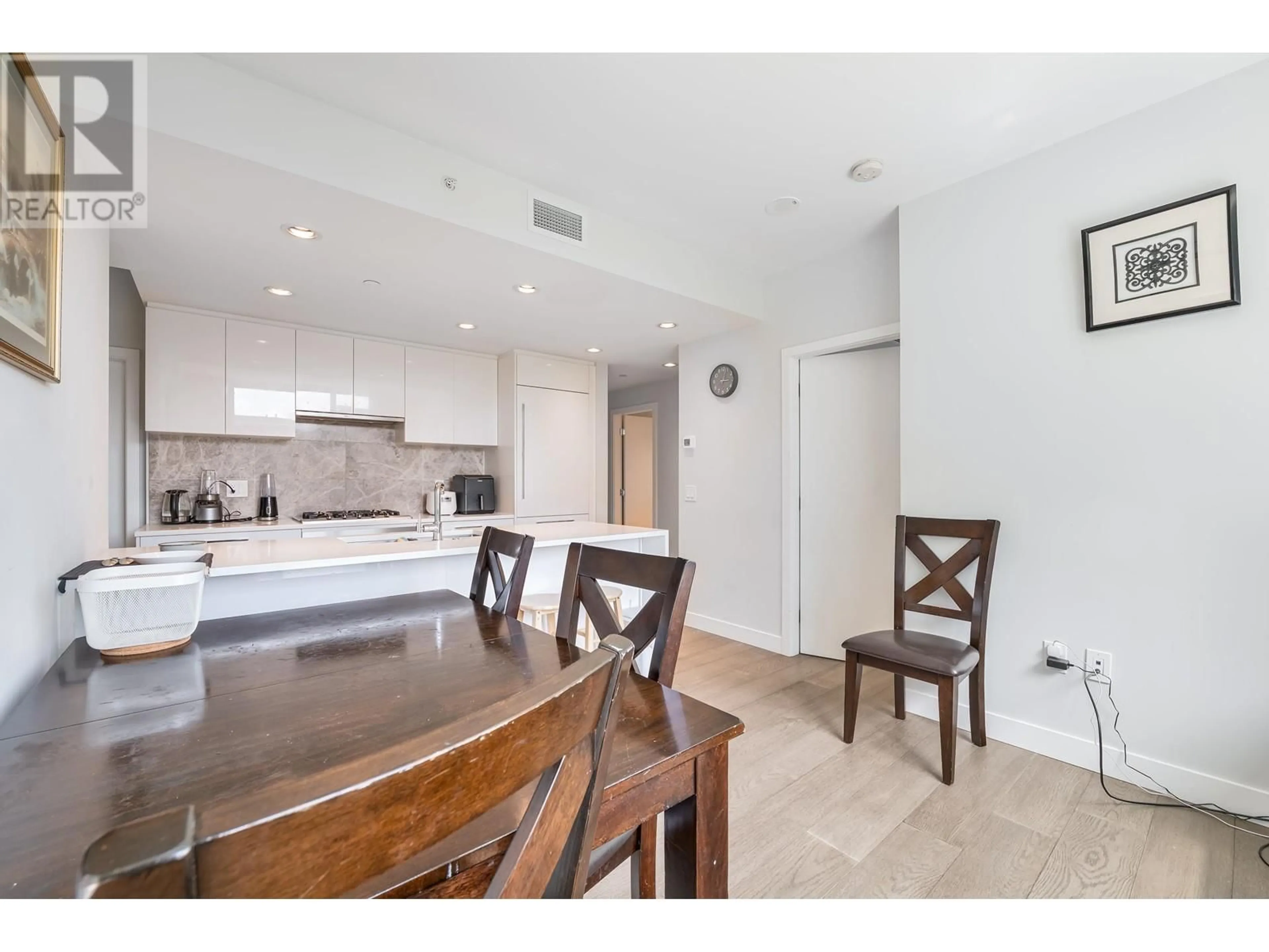 Open concept kitchen, unknown for 308 - 5410 SHORTCUT ROAD, Vancouver British Columbia V6T0C8