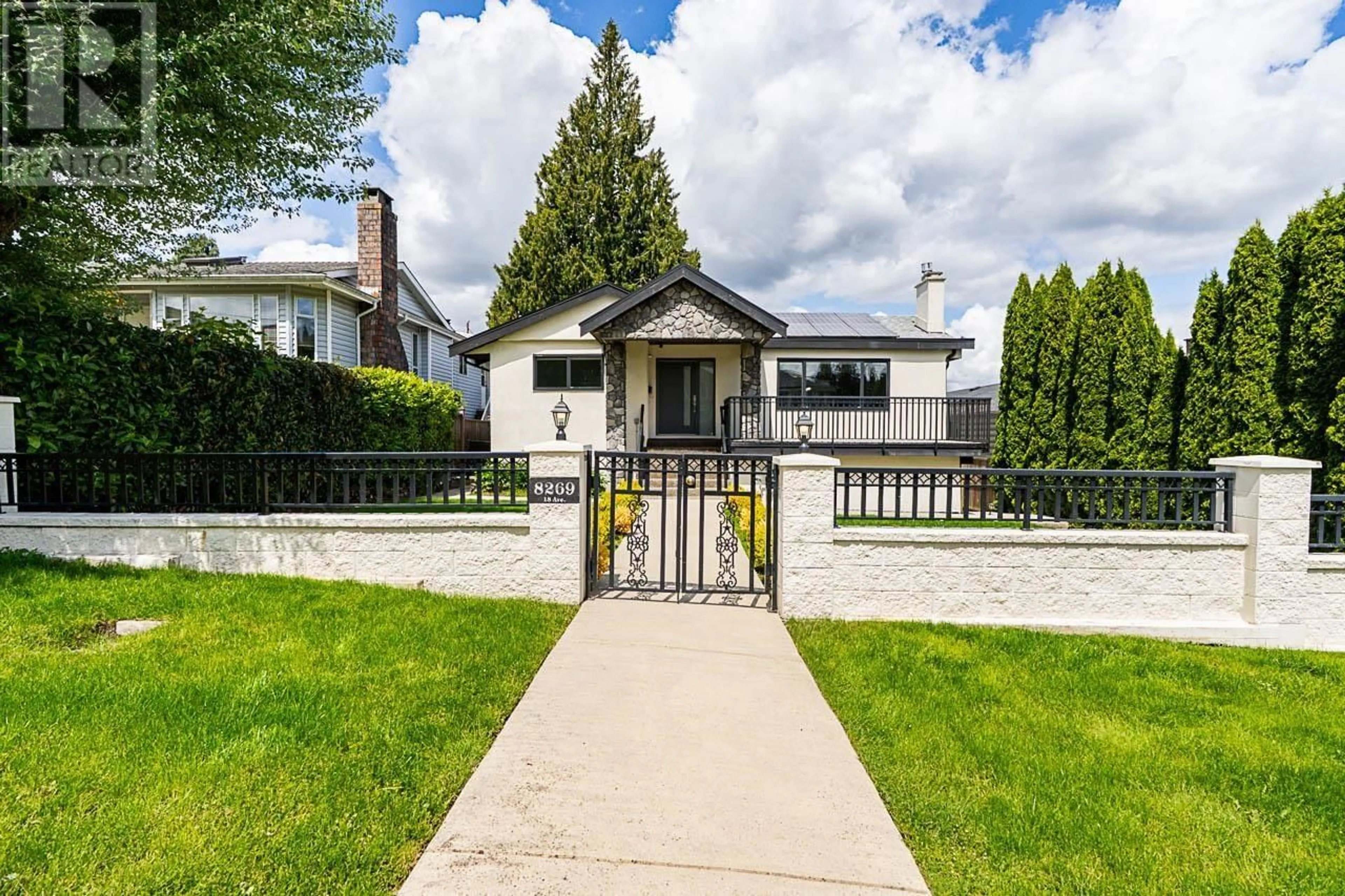 Unknown for 8269 18TH AVENUE, Burnaby British Columbia V3N1K4