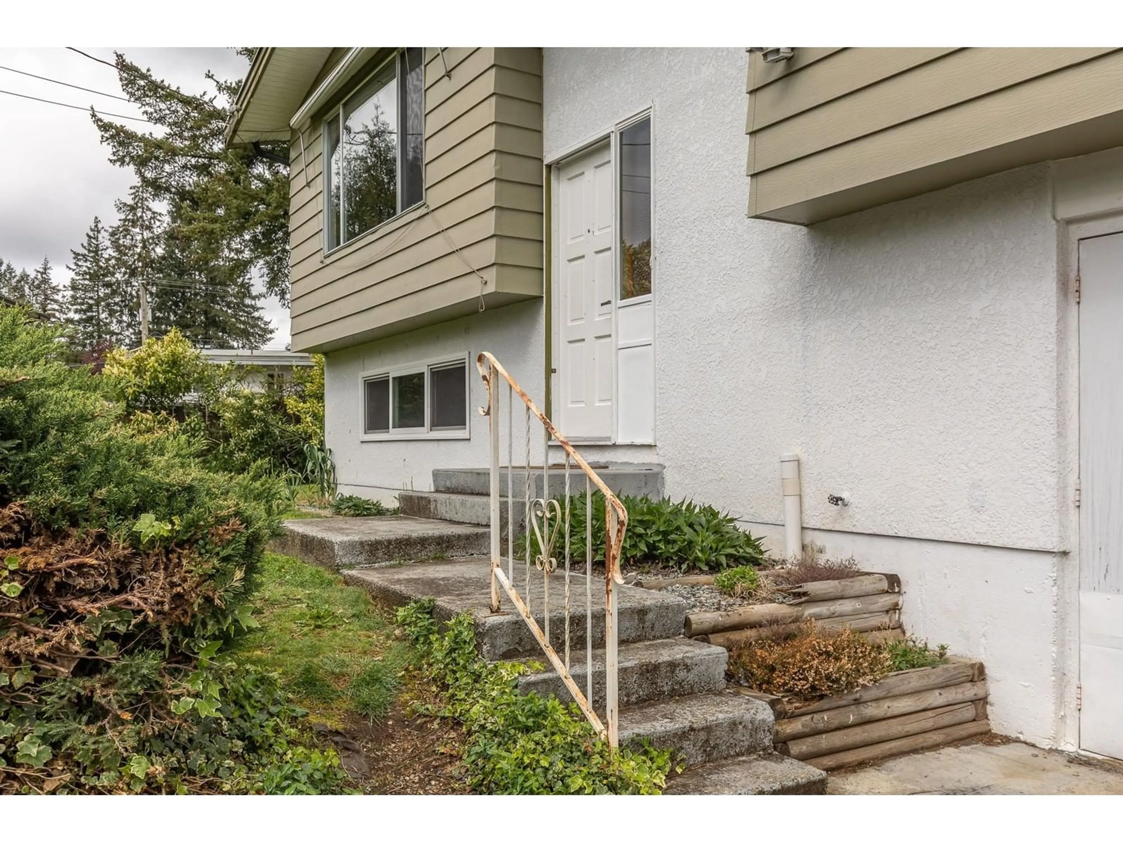 Unknown for 34641 TUDOR, Abbotsford British Columbia V2S4X1