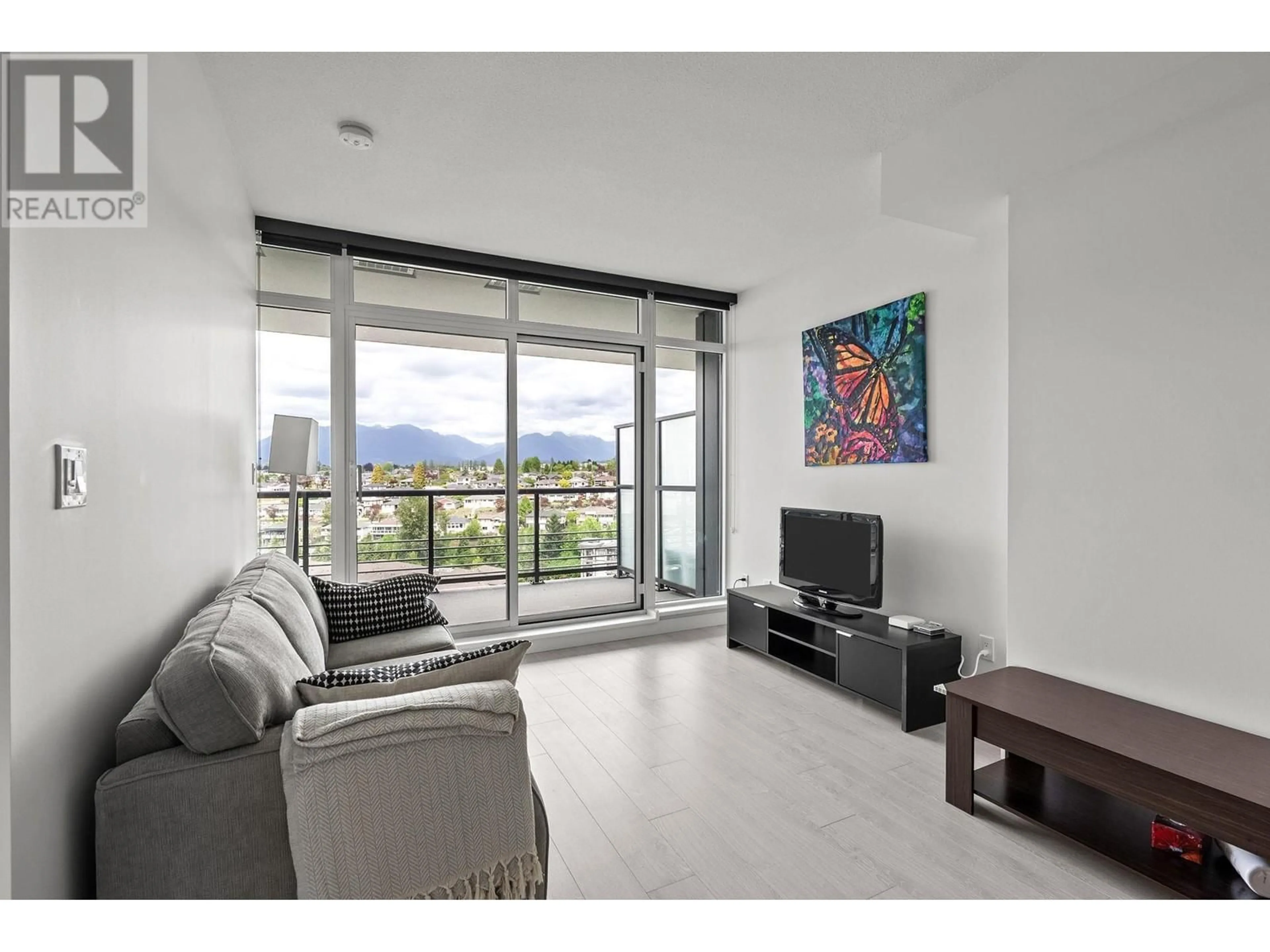Living room with furniture, unknown for 1406 - 4730 LOUGHEED HIGHWAY, Burnaby British Columbia V5C0M9