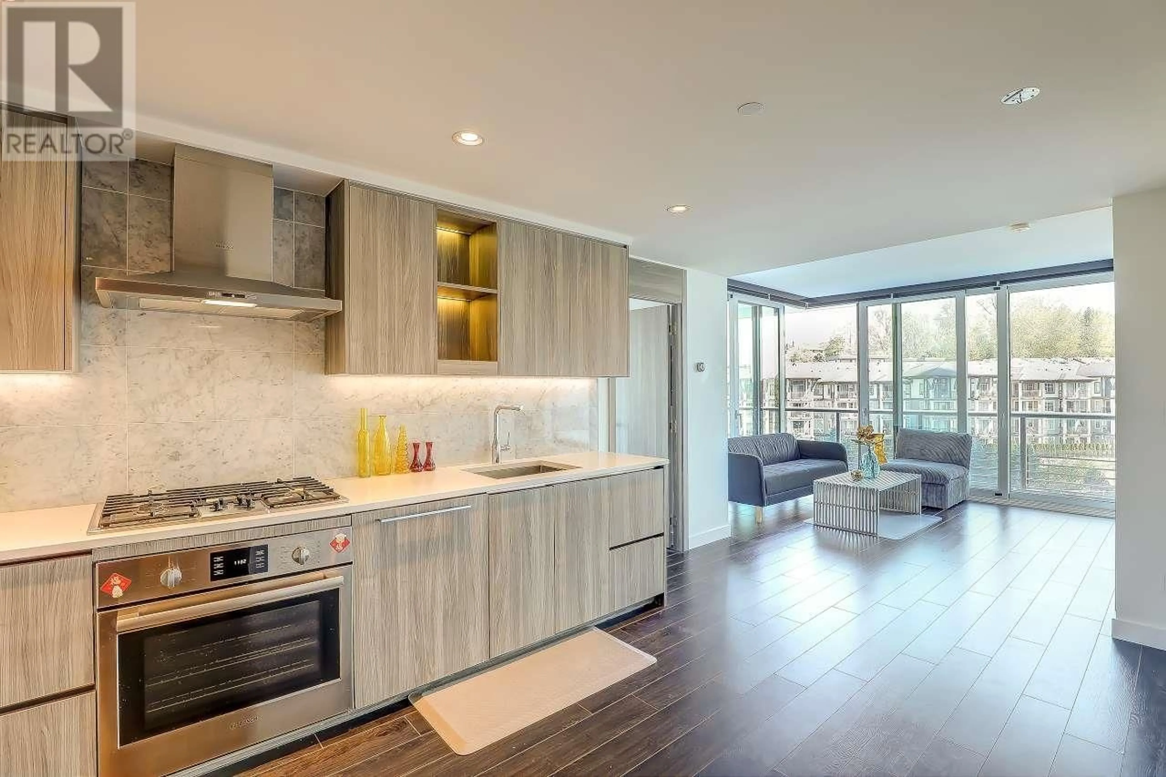 Open concept kitchen, unknown for 506 - 4720 LOUGHEED, Burnaby British Columbia V5C0M8