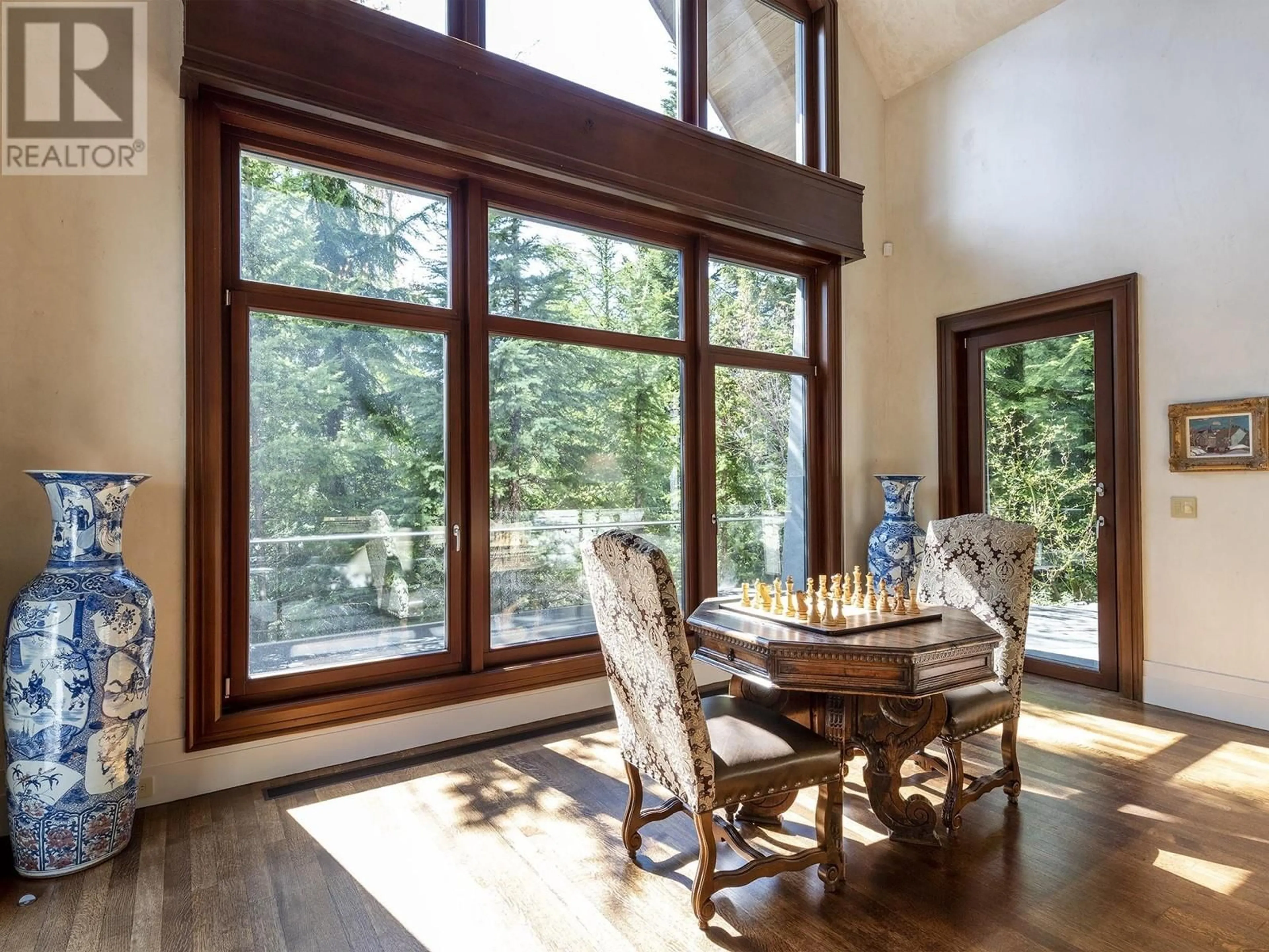 Dining room, wood/laminate floor for 2286 NORDIC DRIVE, Whistler British Columbia V8E0A6