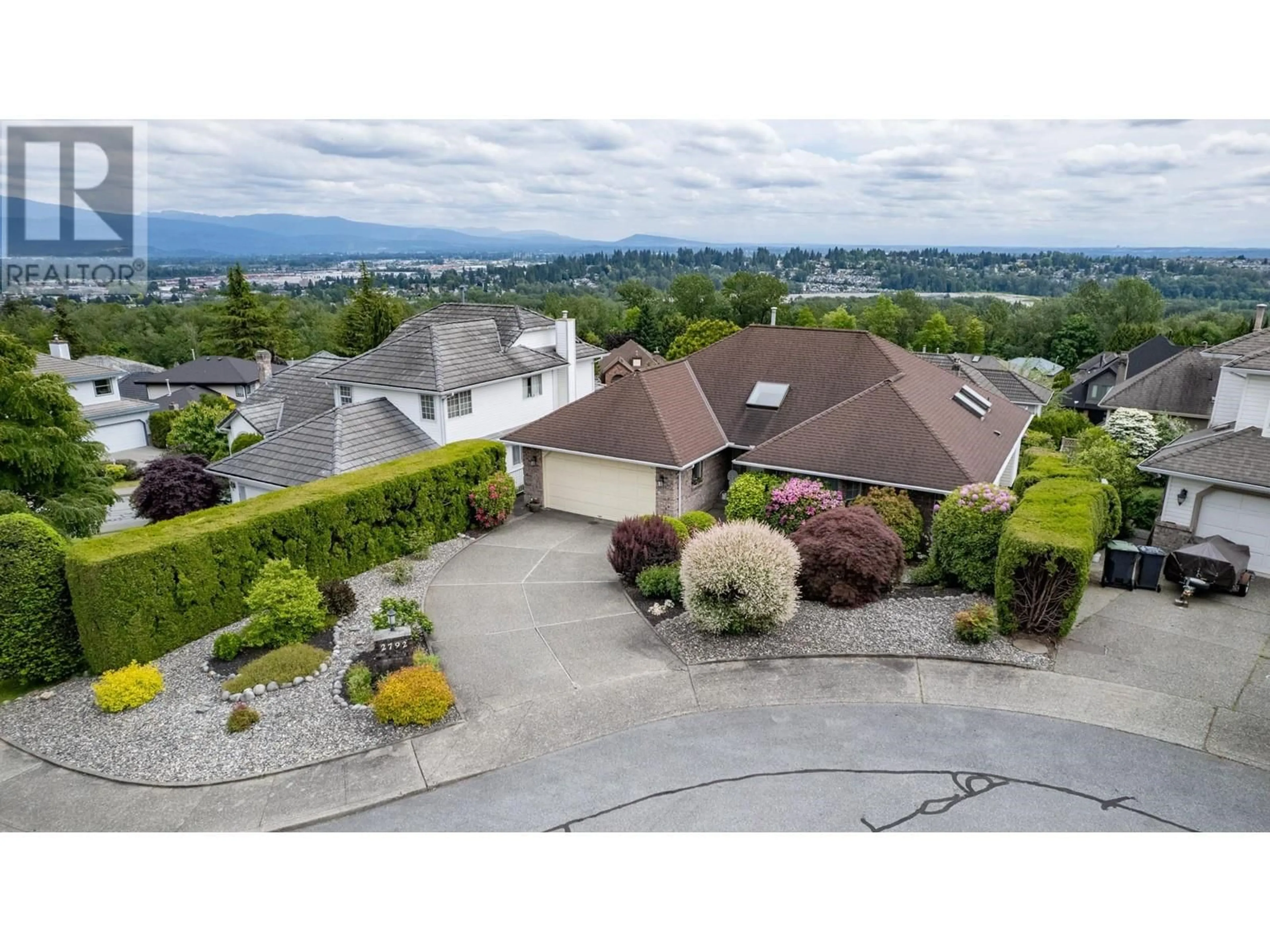 A pic from outside/outdoor area/front of a property/back of a property/a pic from drone, mountain view for 2792 REDFERN PLACE, Coquitlam British Columbia V3C5T6