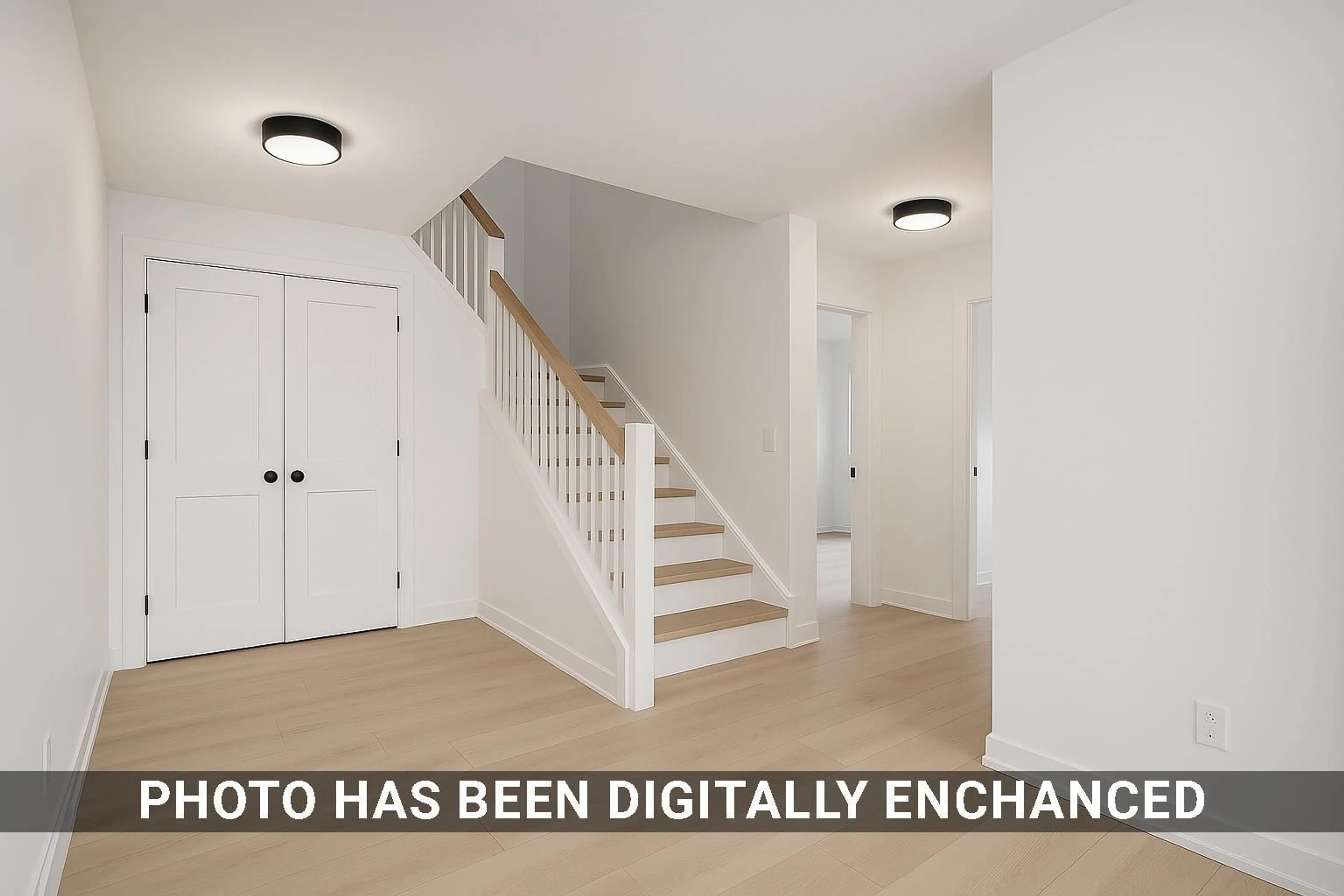 Indoor entryway for 16097 10, Surrey British Columbia V4A1A7