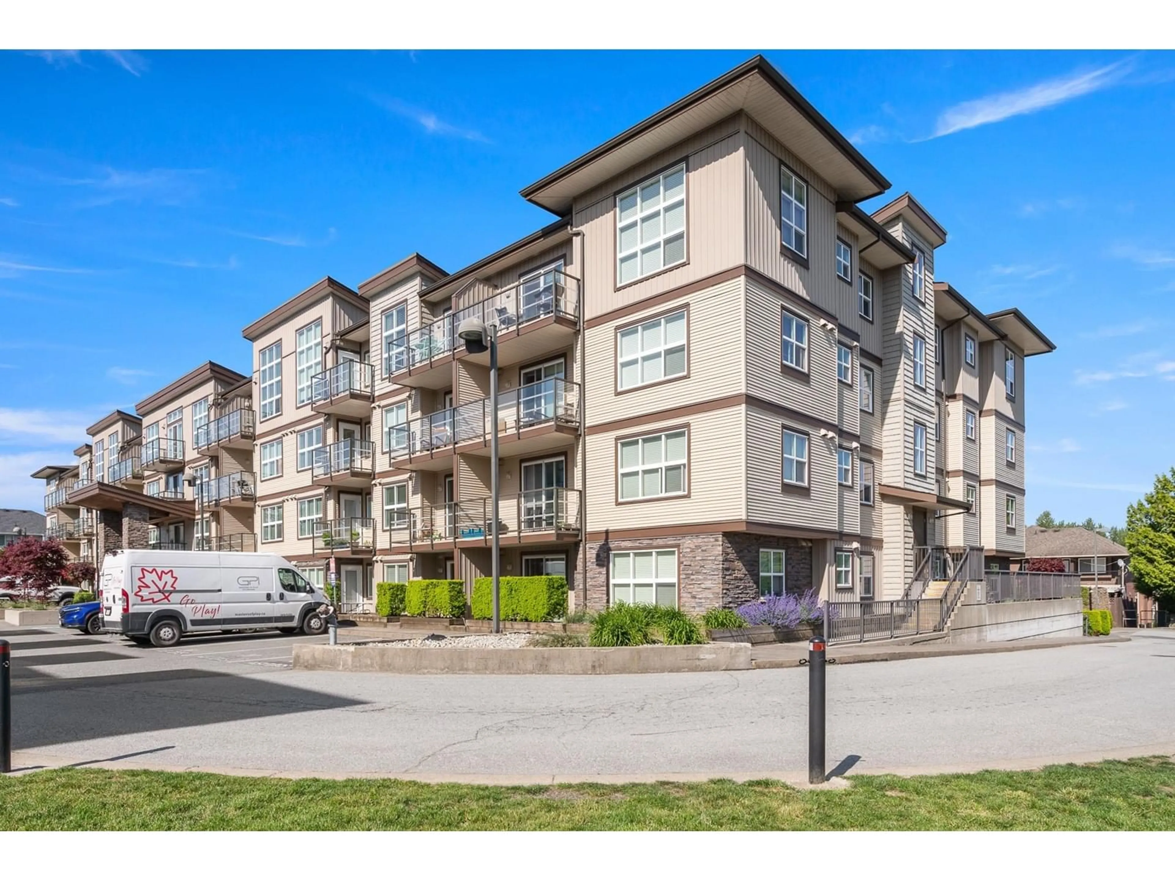 Unknown for 202 - 30525 CARDINAL, Abbotsford British Columbia V2T0A8