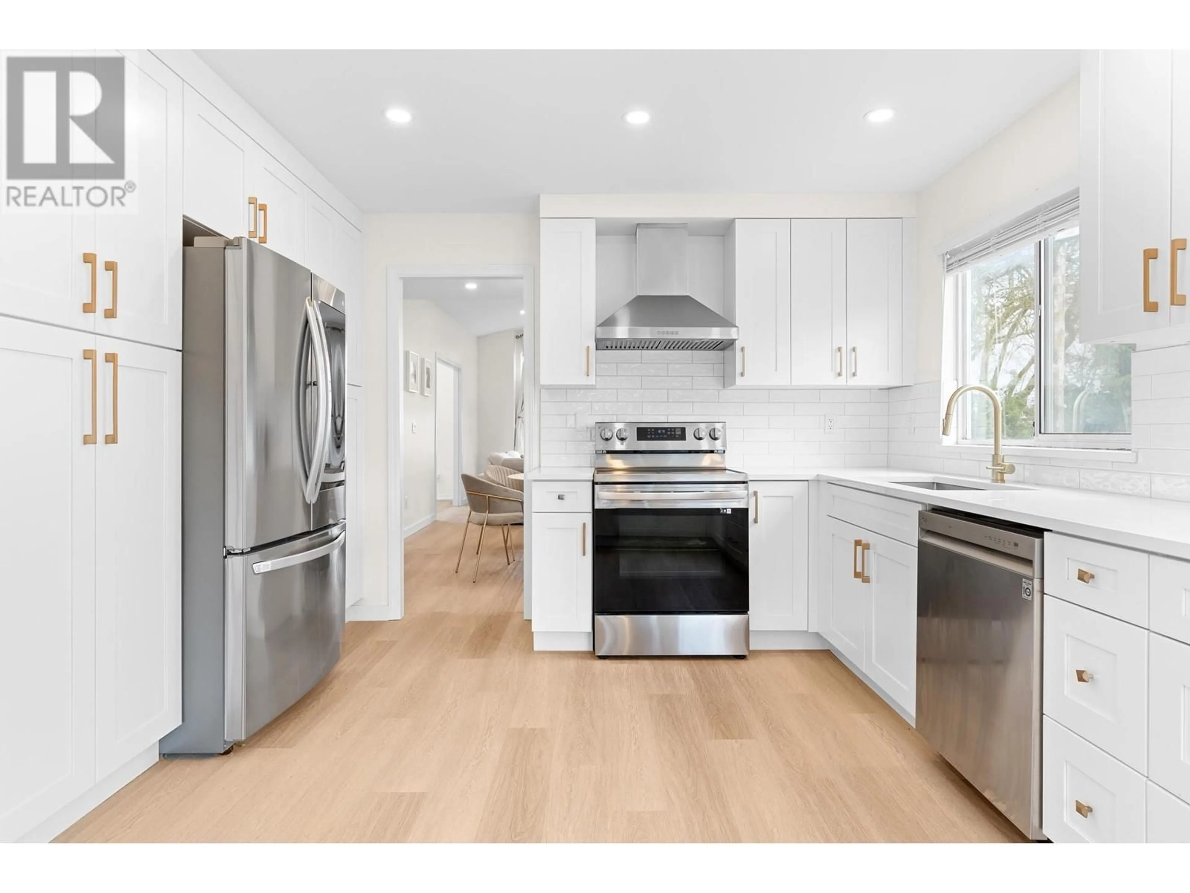 Open concept kitchen, unknown for 333 48TH AVENUE, Vancouver British Columbia V5W2E2