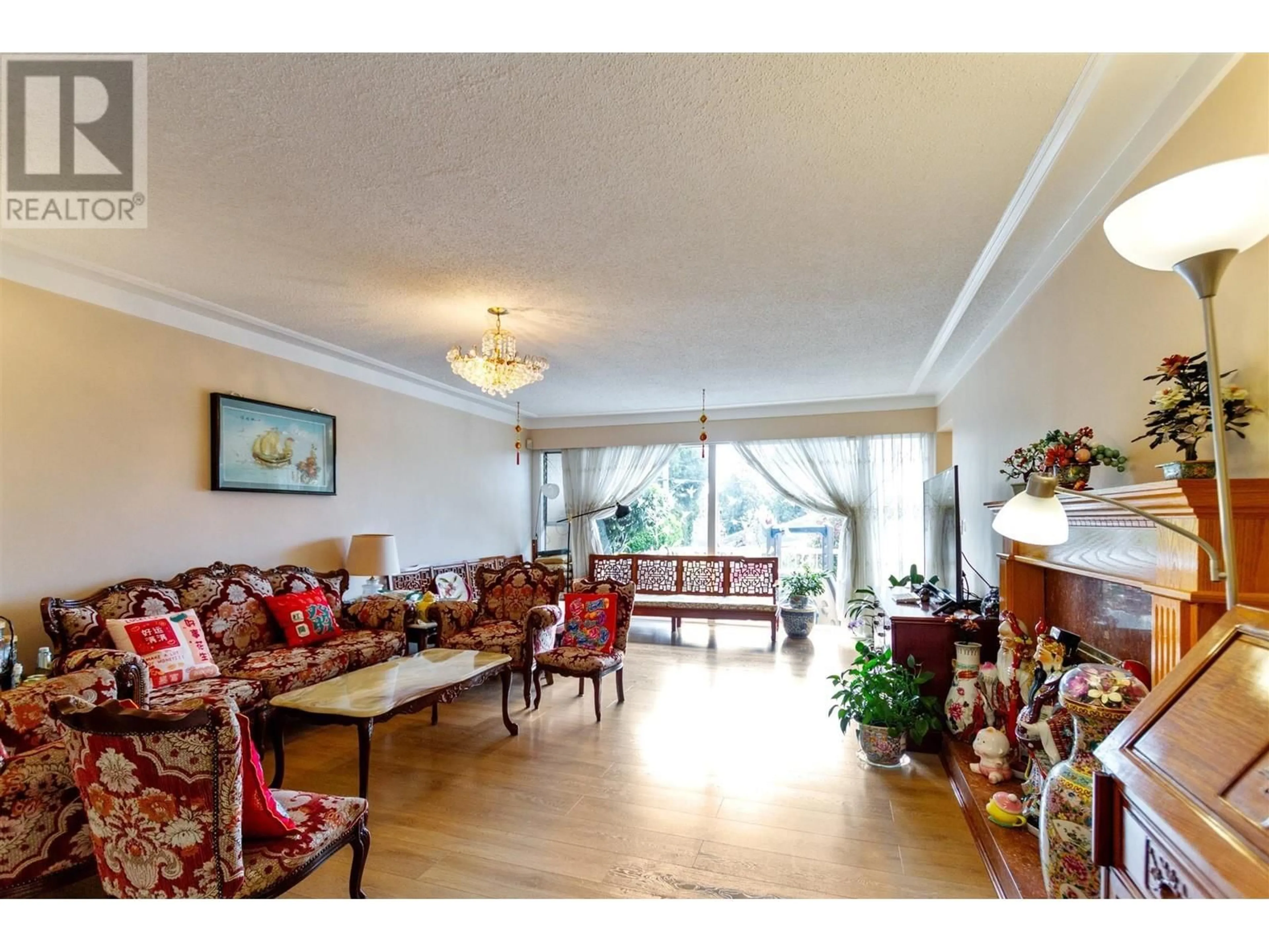 Living room with furniture, unknown for 768 53RD AVENUE, Vancouver British Columbia V6P1K4