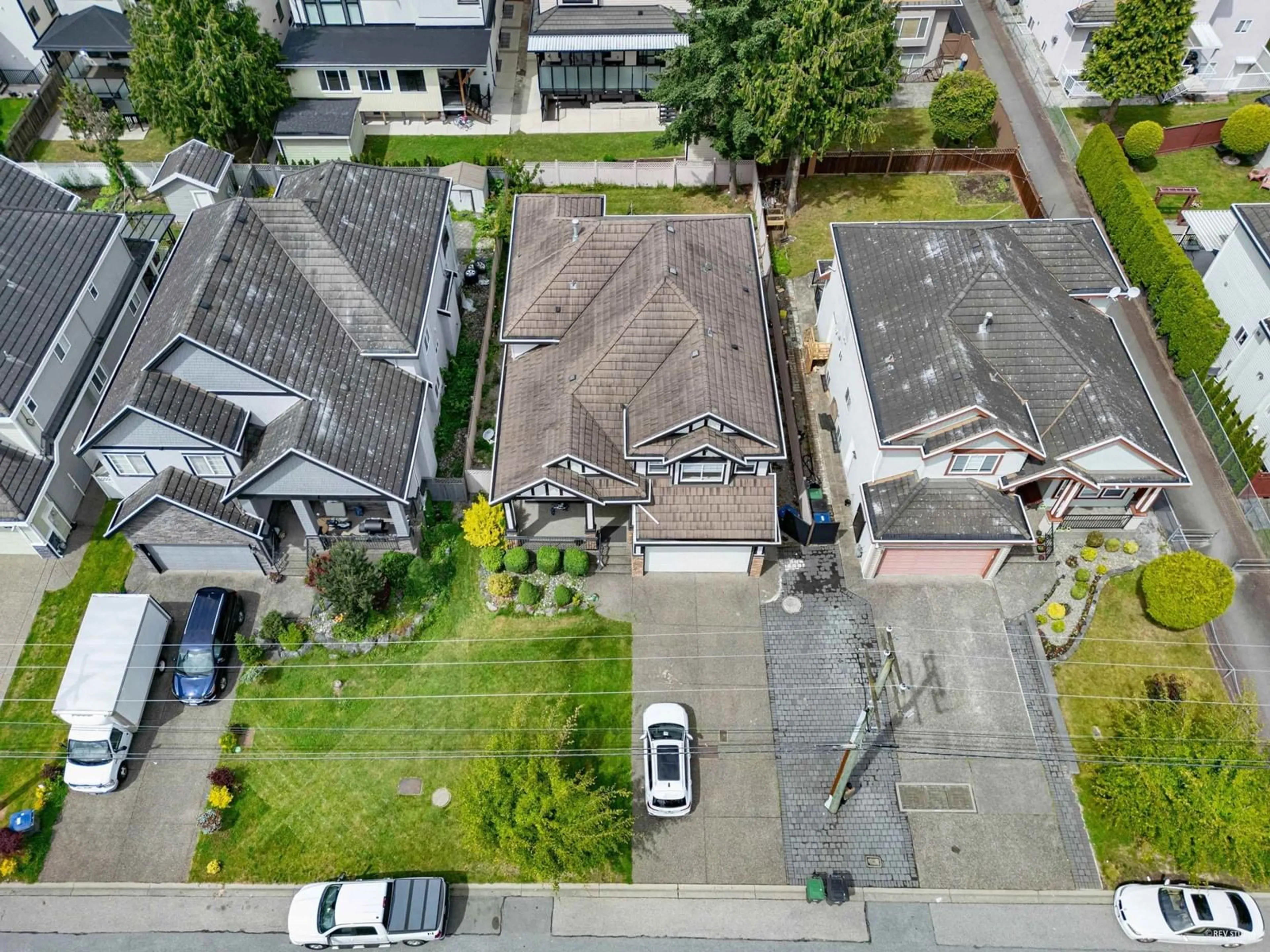A pic from outside/outdoor area/front of a property/back of a property/a pic from drone, street for 15143 66A, Surrey British Columbia V3S2A4