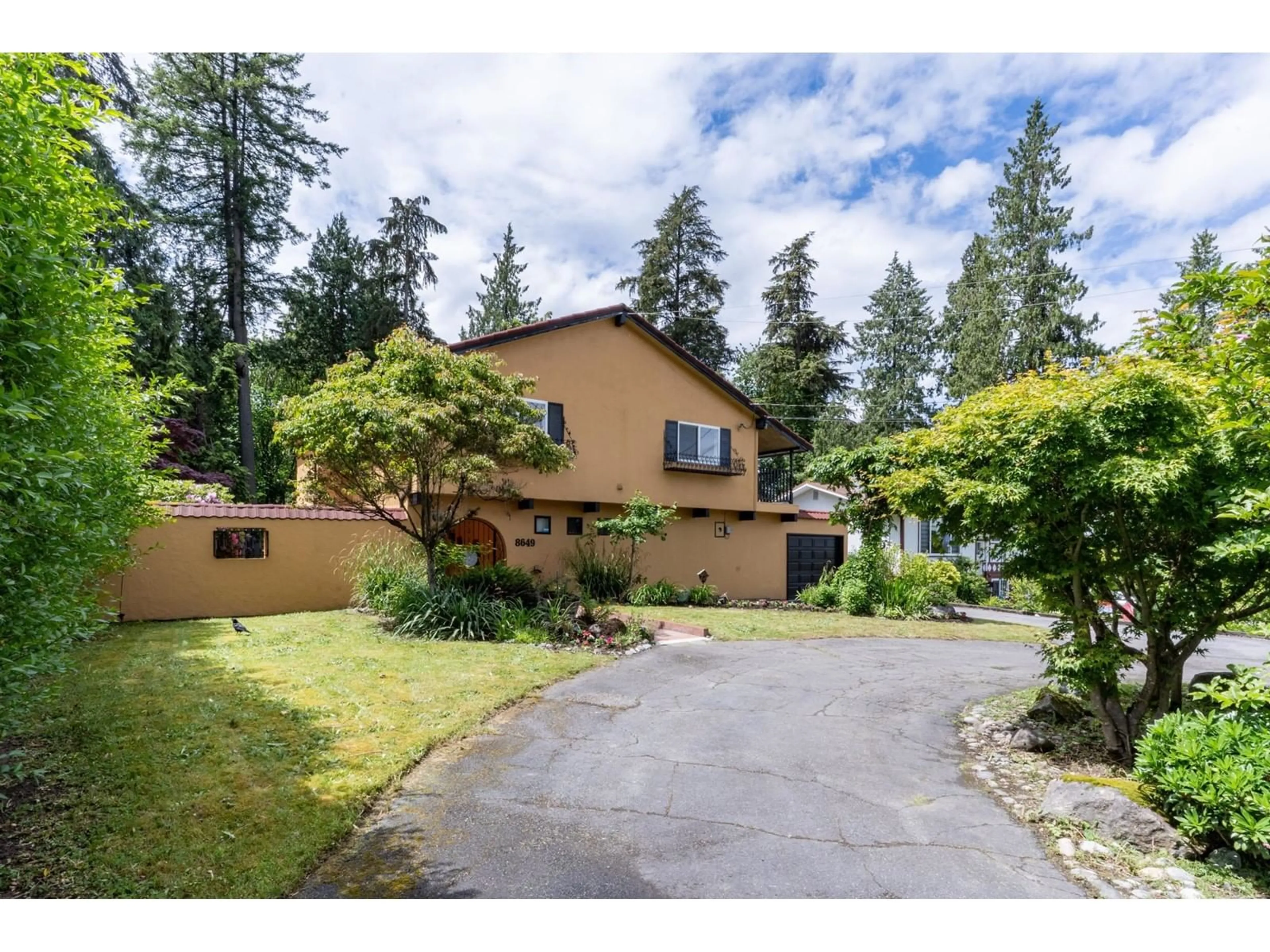 A pic from outside/outdoor area/front of a property/back of a property/a pic from drone, street for 8649 SUNBURY, Delta British Columbia V4C3Y9