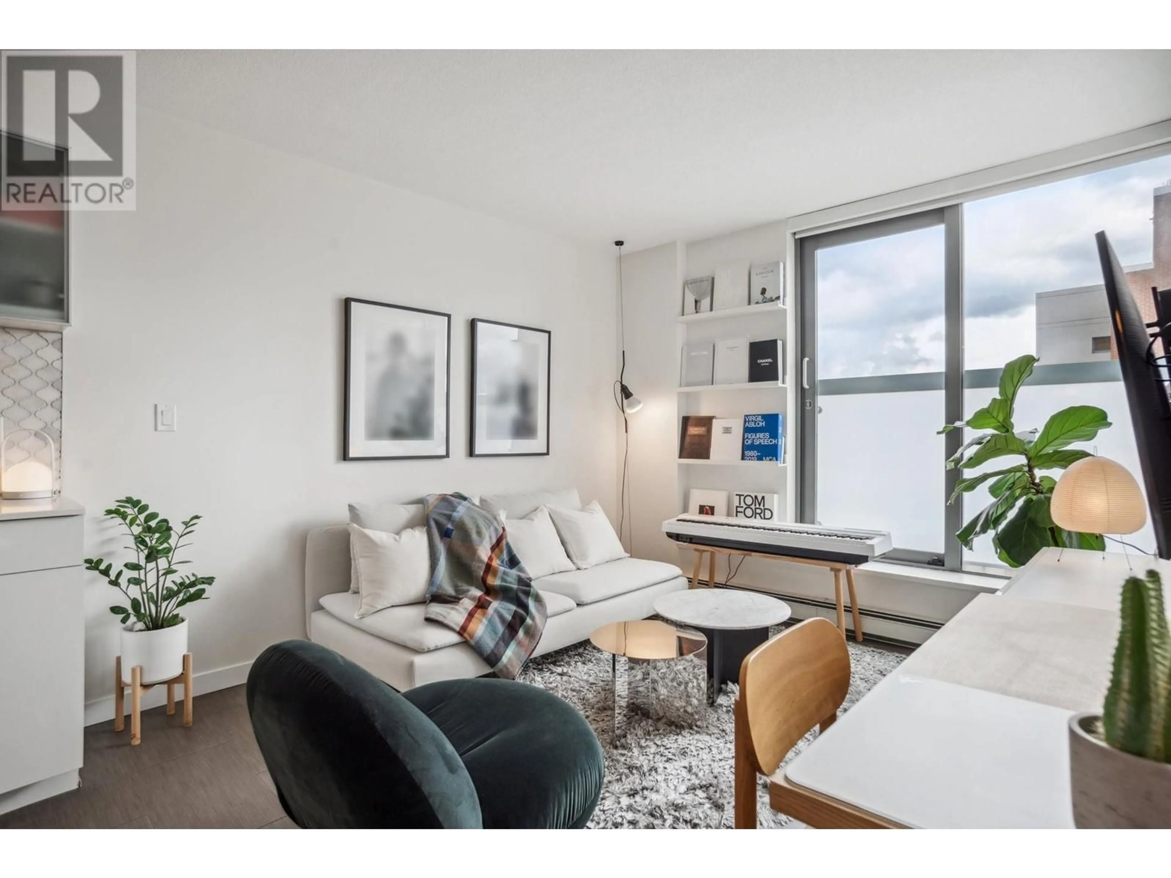 Living room with furniture, unknown for 809 - 66 CORDOVA STREET, Vancouver British Columbia V6B0L2