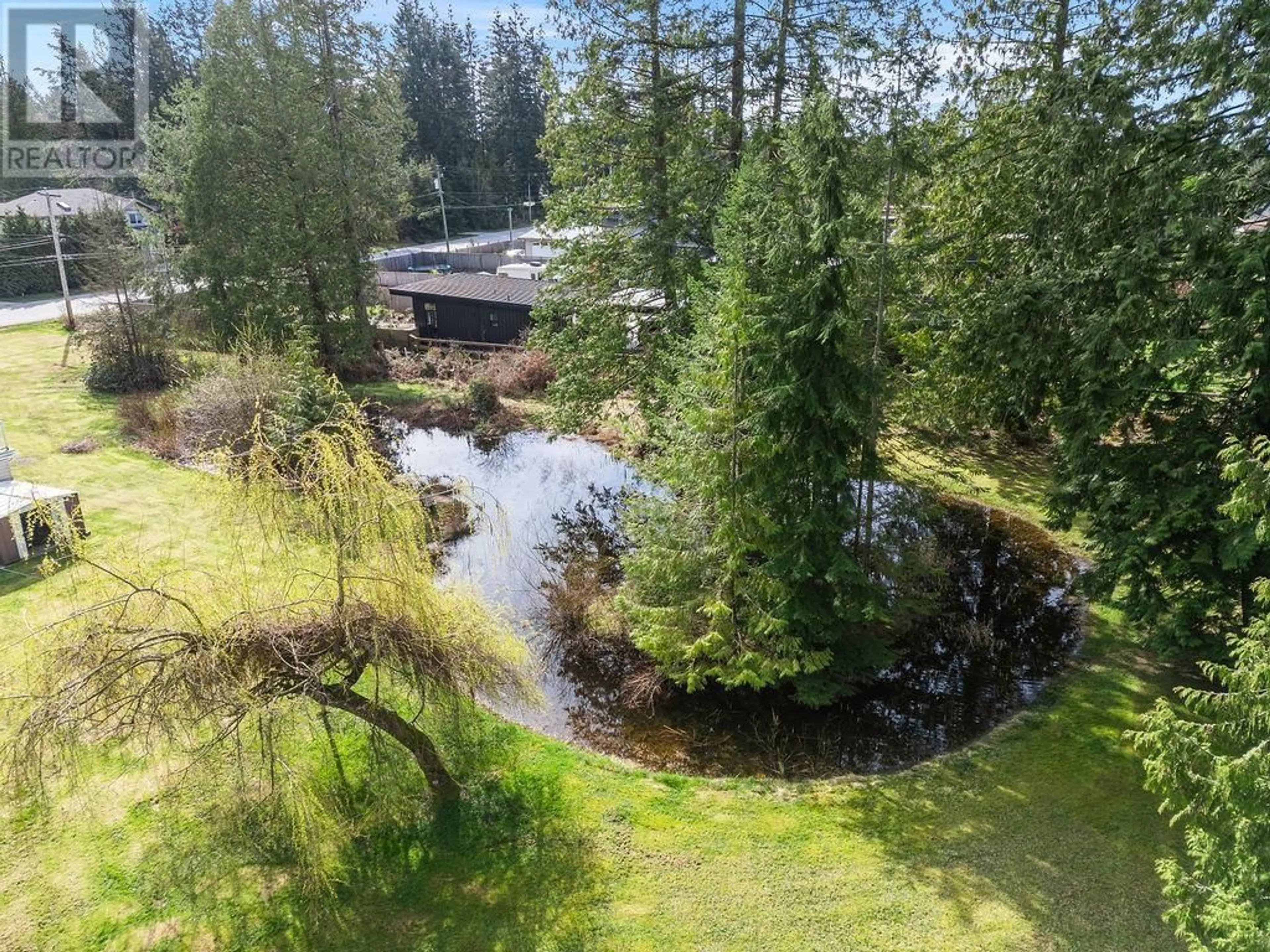 A pic from outside/outdoor area/front of a property/back of a property/a pic from drone, water/lake/river/ocean view for 593 VETERANS ROAD, Gibsons British Columbia V0N1V4