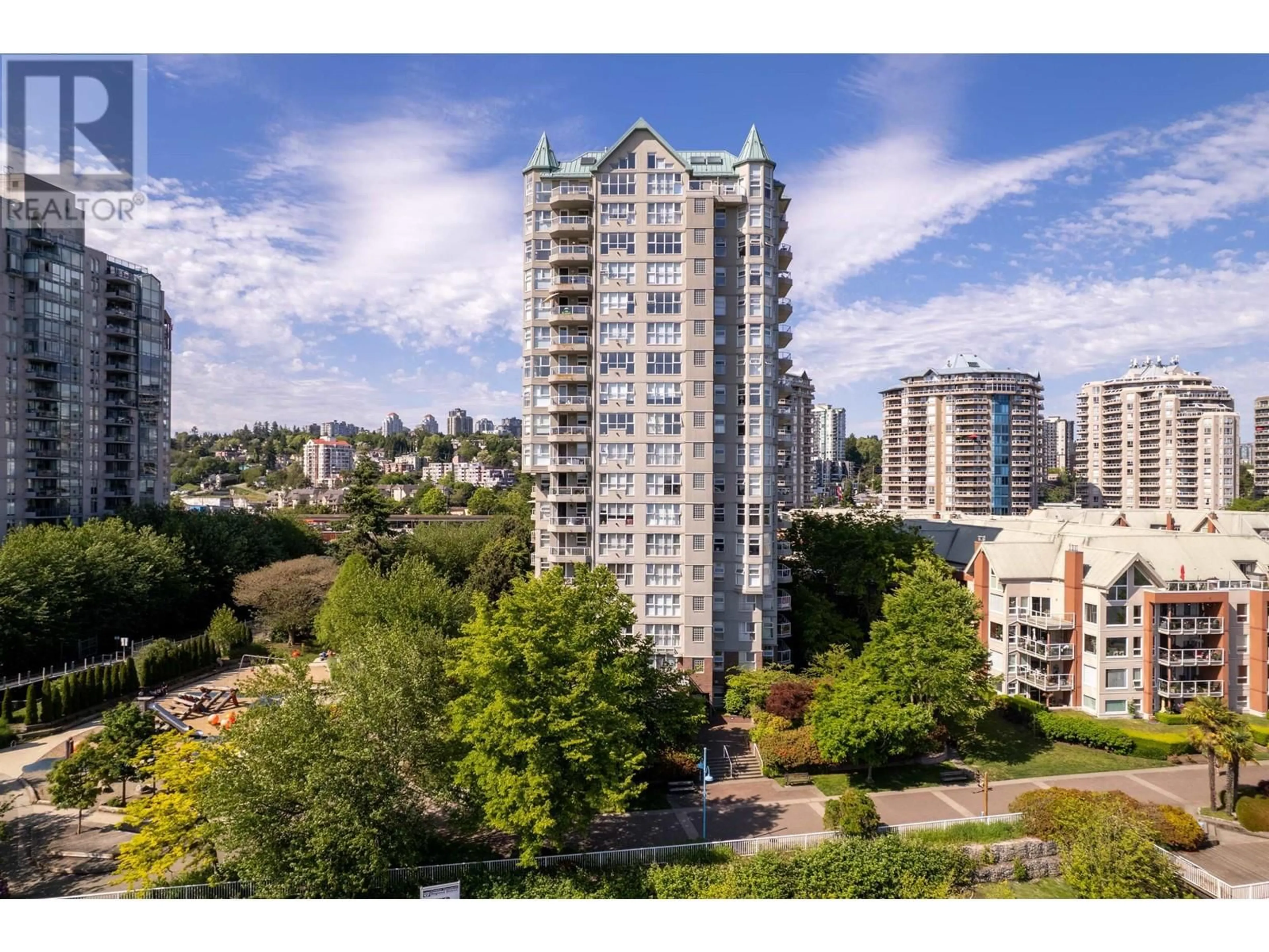 A pic from outside/outdoor area/front of a property/back of a property/a pic from drone, city buildings view from balcony for 404 - 1250 QUAYSIDE DRIVE, New Westminster British Columbia V3M6E2
