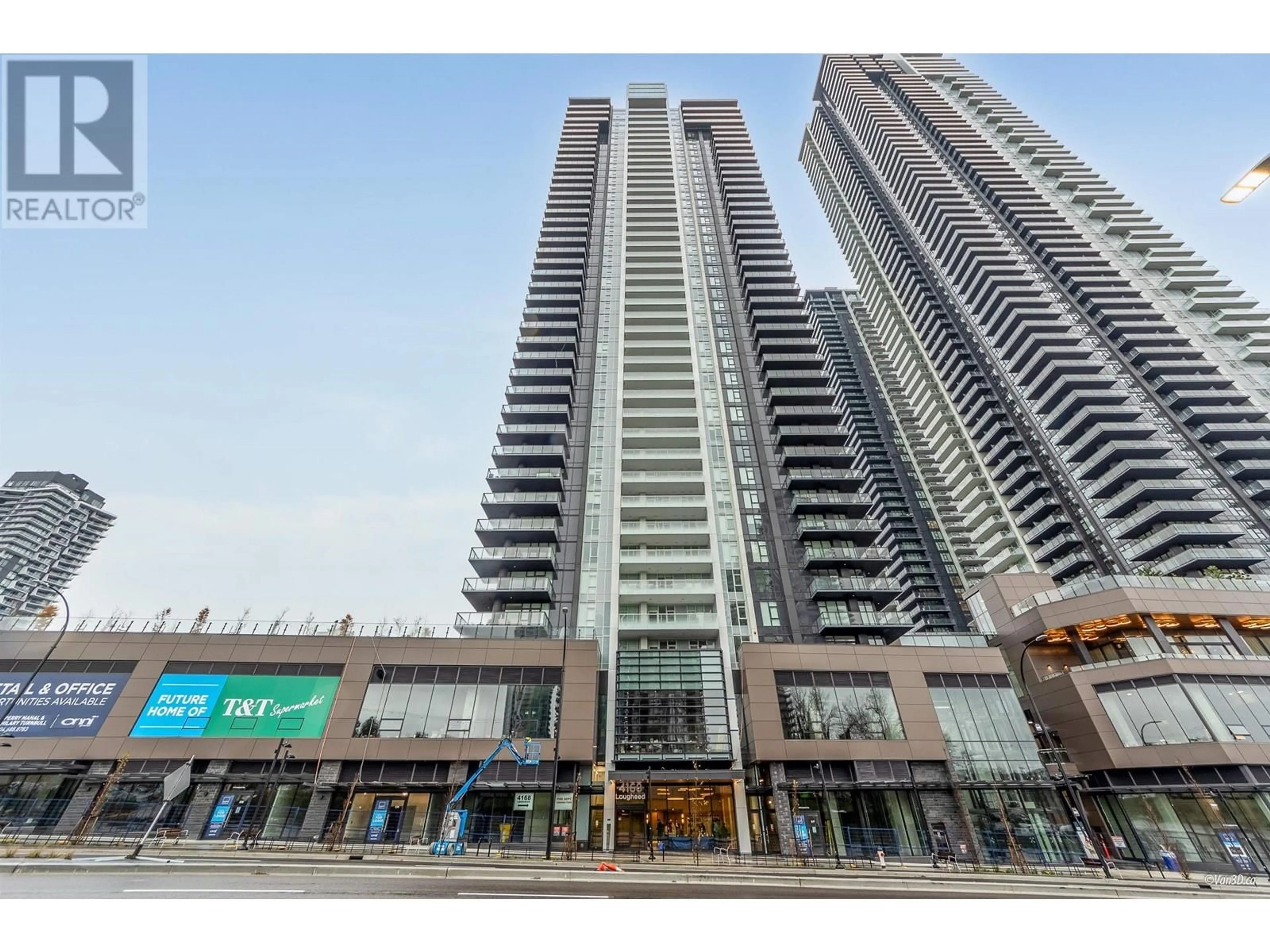 Indoor foyer for 2604 - 4168 LOUGHEED HIGHWAY, Burnaby British Columbia V5C0N9