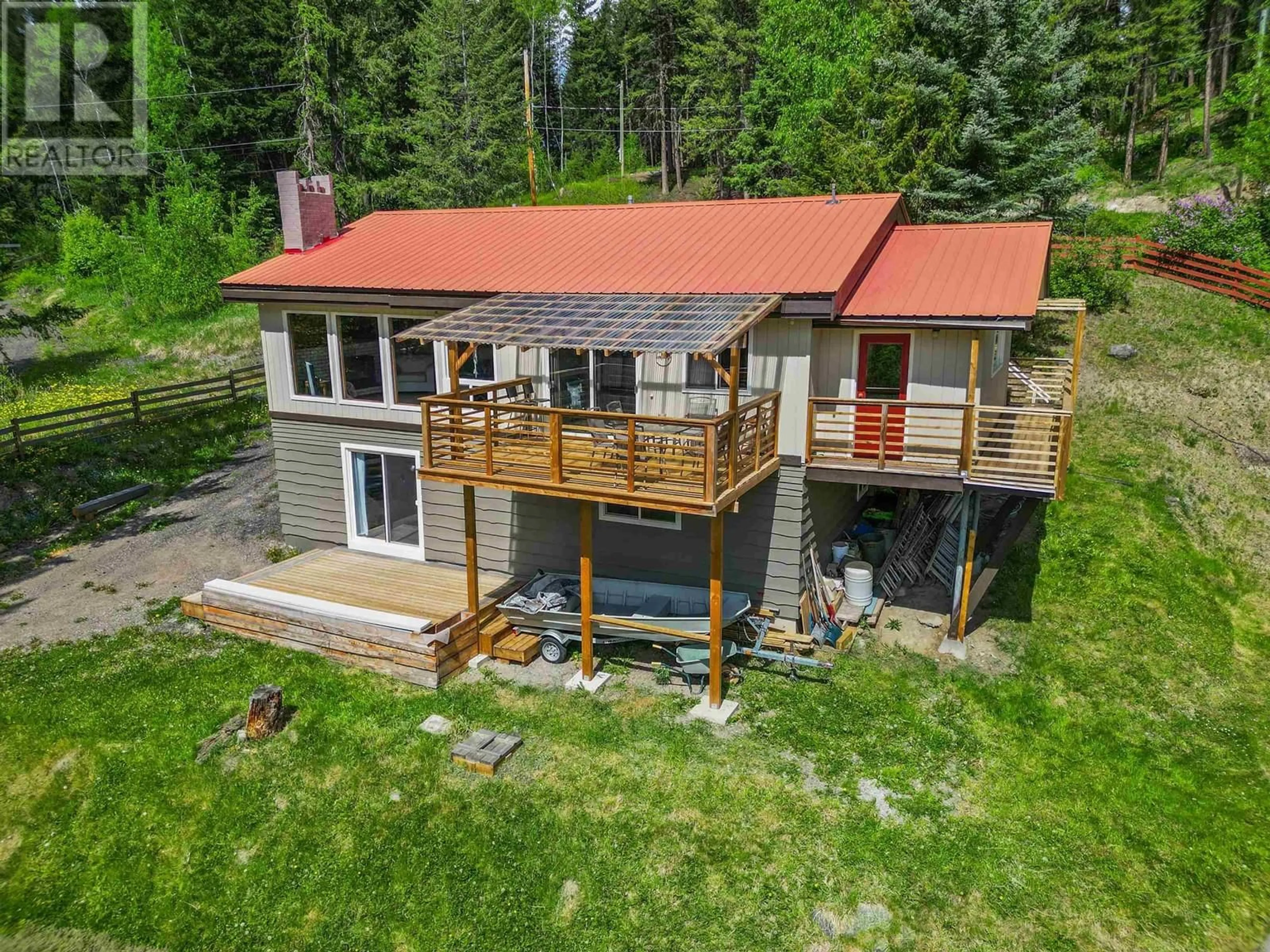 A pic from outside/outdoor area/front of a property/back of a property/a pic from drone, unknown for 7267 SUMMIT DRIVE, Canim Lake British Columbia V0K1J0
