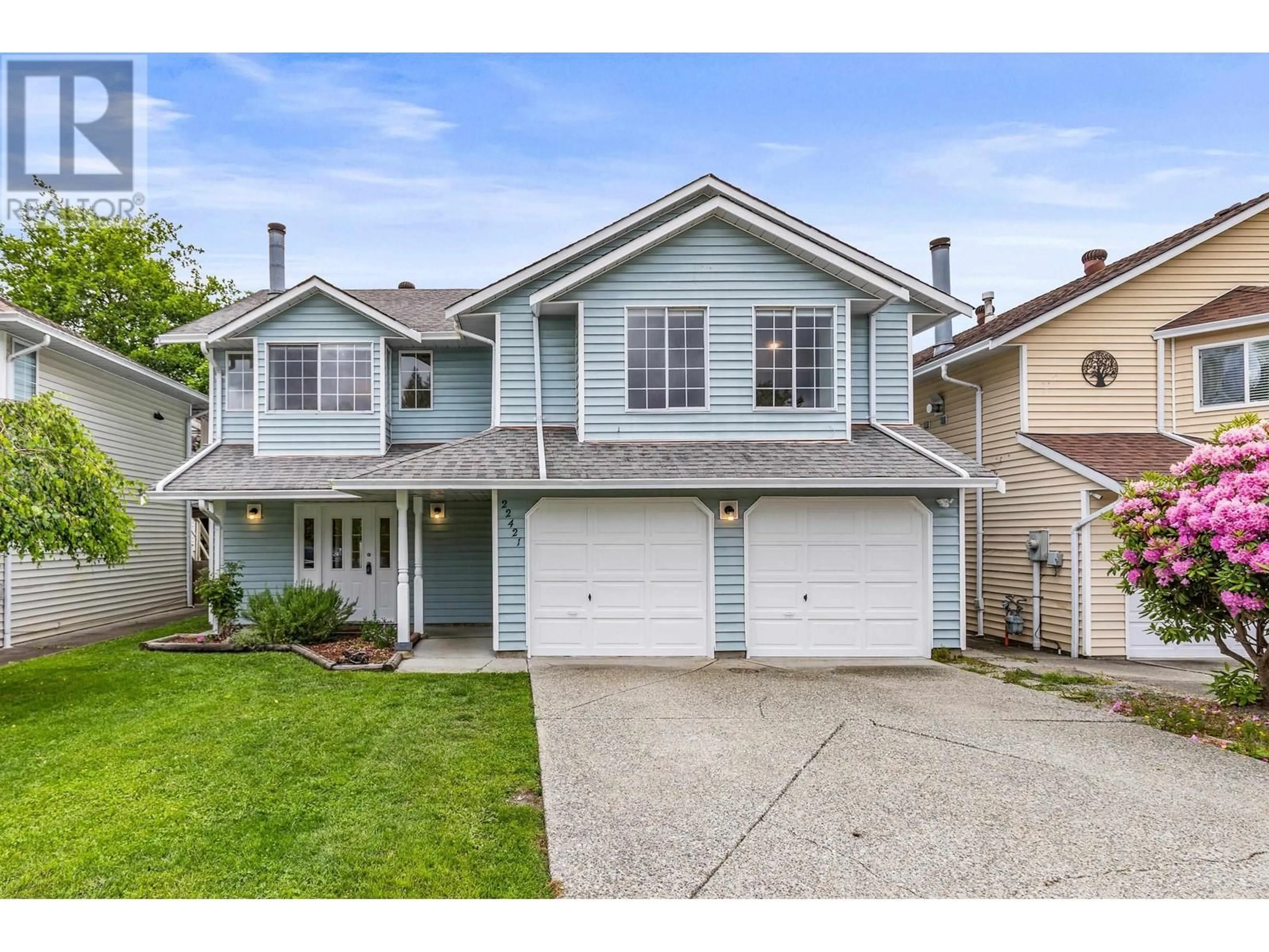 Home with vinyl exterior material, street for 22421 MORSE CRESCENT, Maple Ridge British Columbia V2X0K8