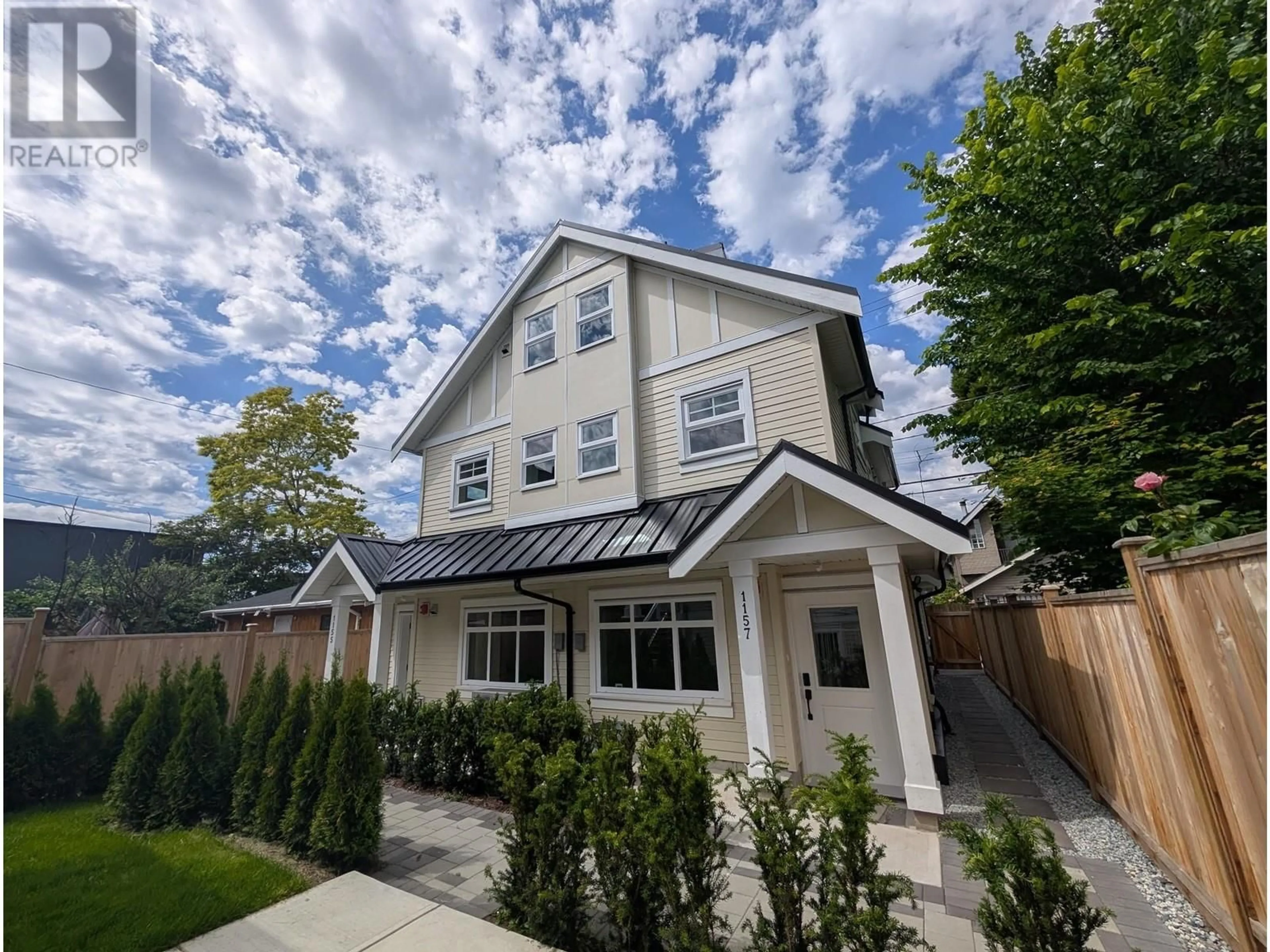 Home with vinyl exterior material, street for 1157 KEEFER STREET, Vancouver British Columbia V6A1Z2