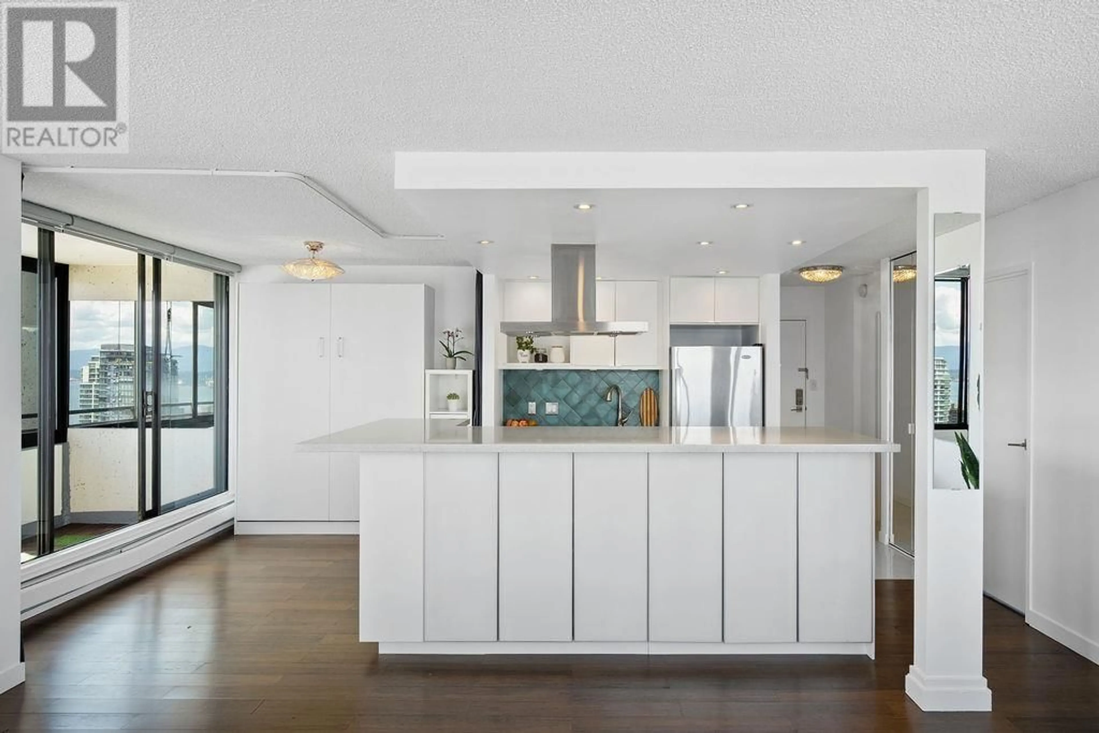 Open concept kitchen, unknown for 1901 - 1816 HARO STREET, Vancouver British Columbia V6G2Y7